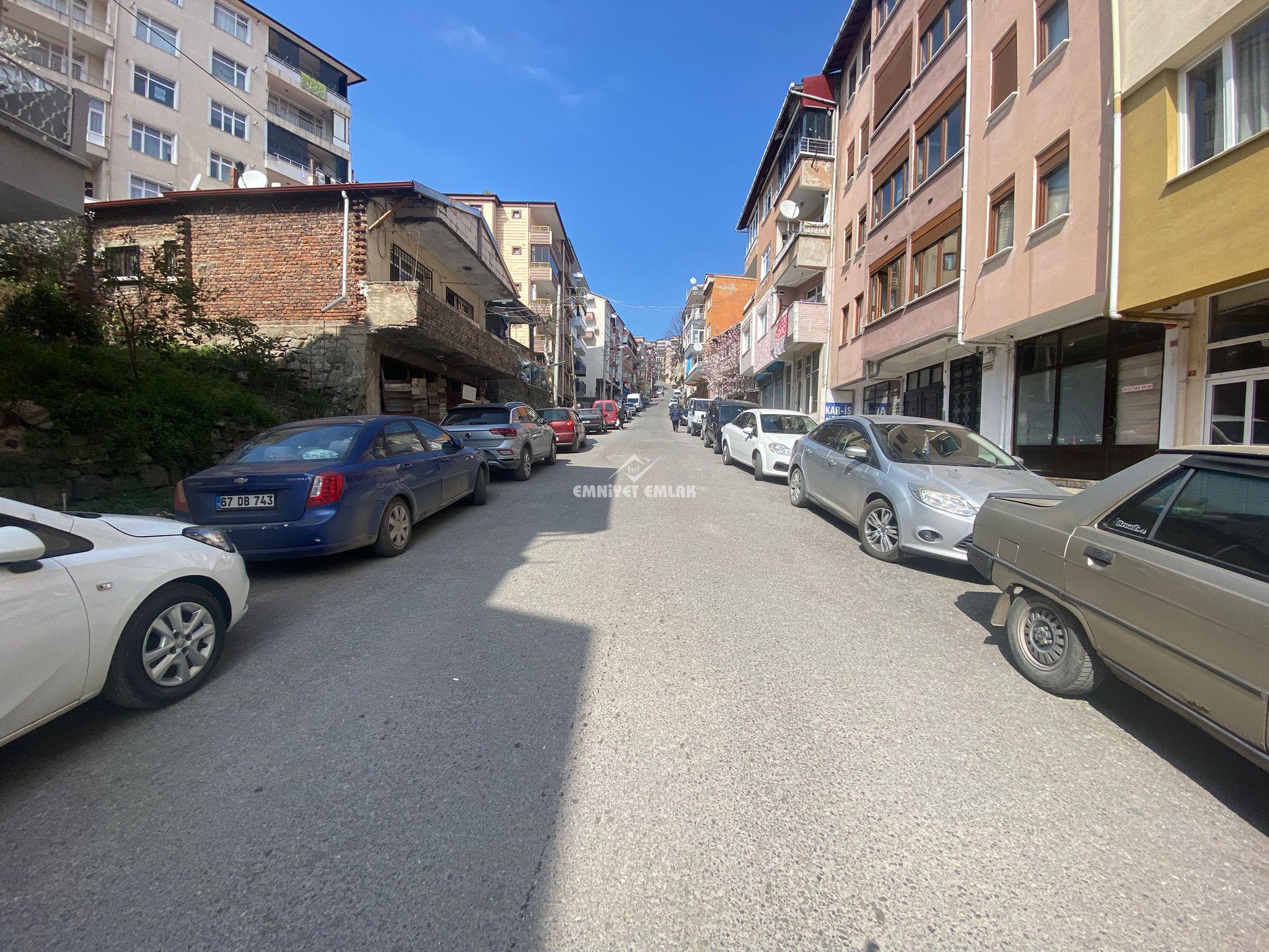 EREĞLİ KİRMANLI MAHALLESİ – SÜMER TAKSİ BÖLGESİNDE KİRALIK DÜKKAN