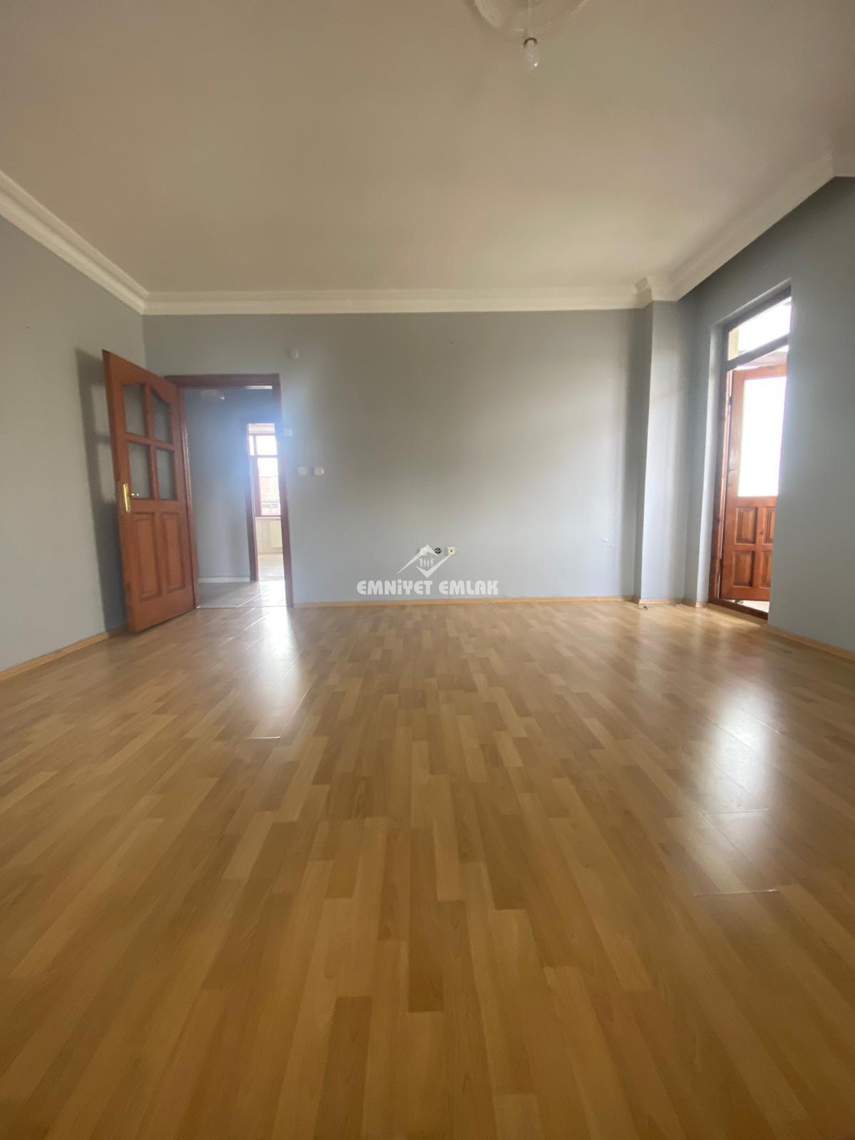 Müftü Mahallesi’nde Merkezi Konumda Kiralık 2+1 Daire