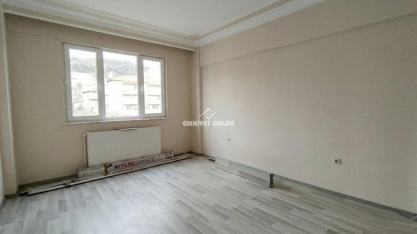 Ereğli Kepez’de Seç Market ve A101 Yanı Satılık 3+1 Daire