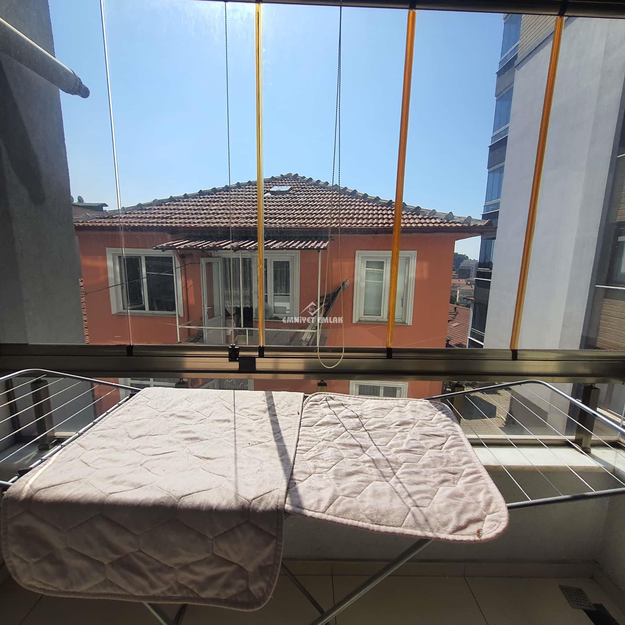 KDZ Ereğli Merkezde Eşyalı 1+1 Kiralık Daire