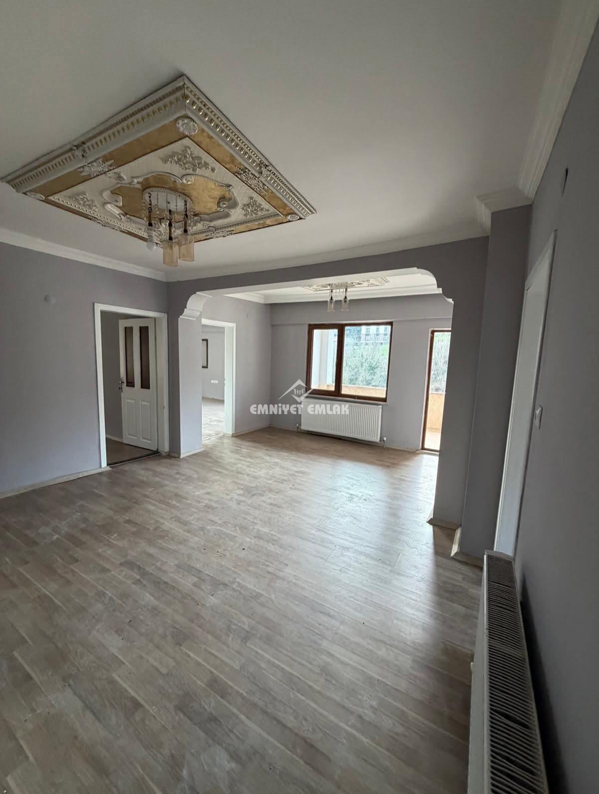 KDZ EREĞLİ GÜLDERE MAHALLESİ ÇARŞIYA YÜRÜME MESAFESİNDE 3+1 KİRALIK DAİRE