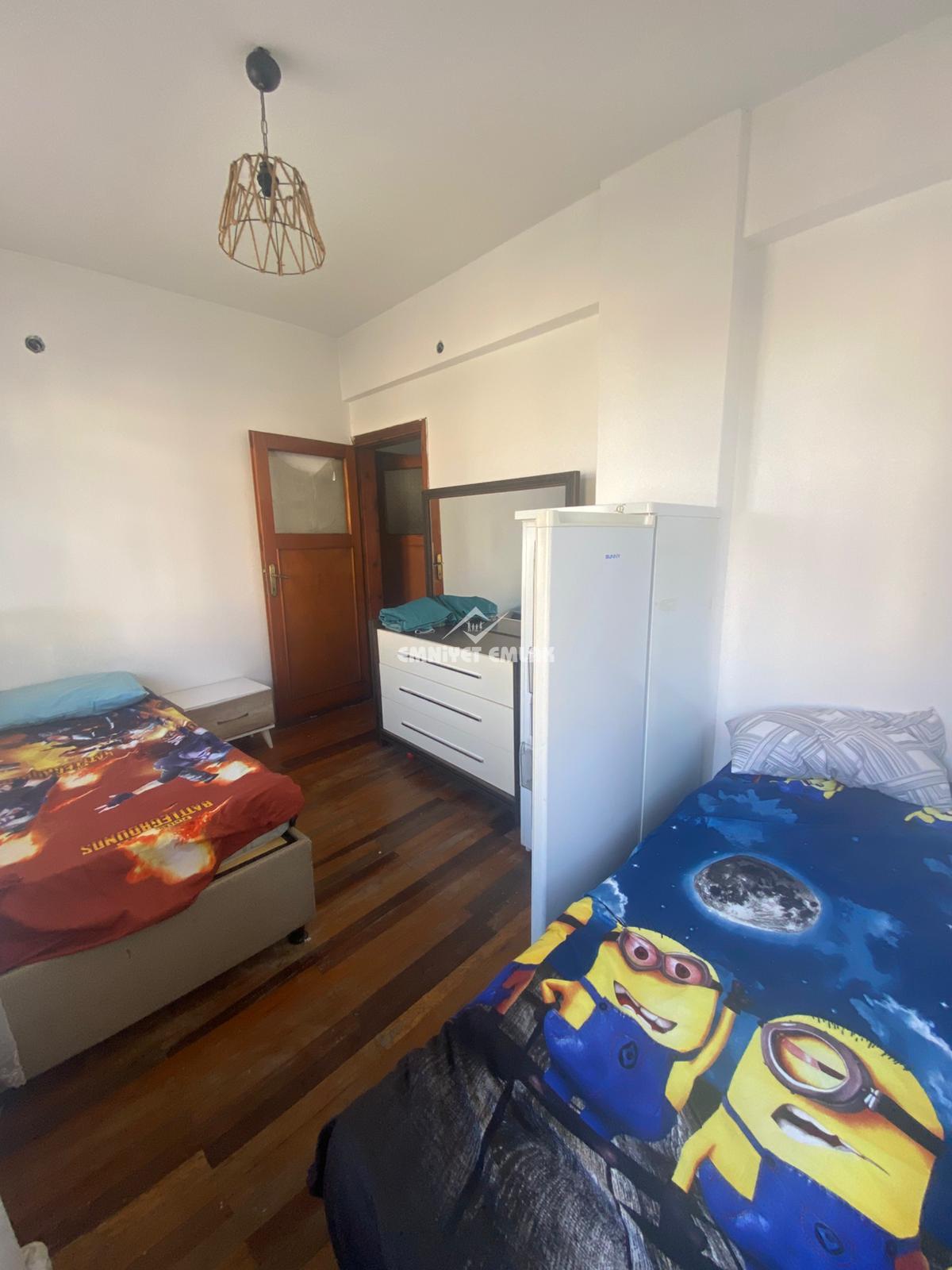 KDZ EREĞLİ KARGA MAHALLESİNDE ÇARŞIYA YÜRÜME MESAFESİNDE 2+1 KISMİ EŞYALI KİRALIK DAİRE