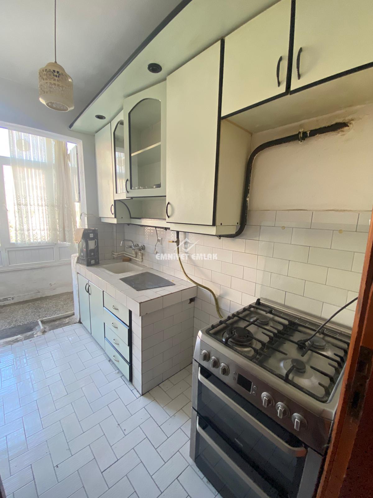 KDZ EREĞLİ KARGA MAHALLESİNDE ÇARŞIYA YÜRÜME MESAFESİNDE 2+1 KISMİ EŞYALI KİRALIK DAİRE