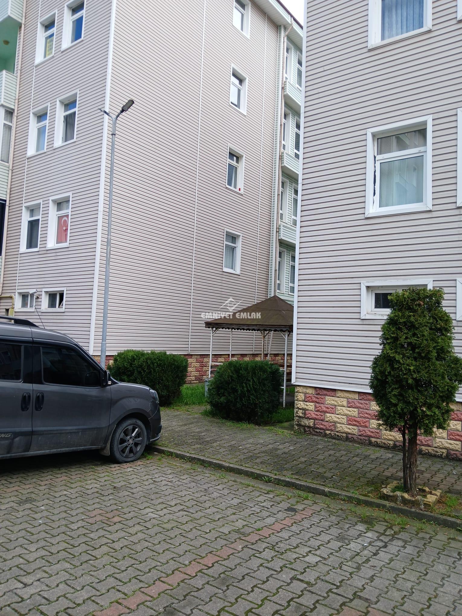 BEYÇAYIR SİTESİ ARA KAT 3+1 KİRALIK DAİRE