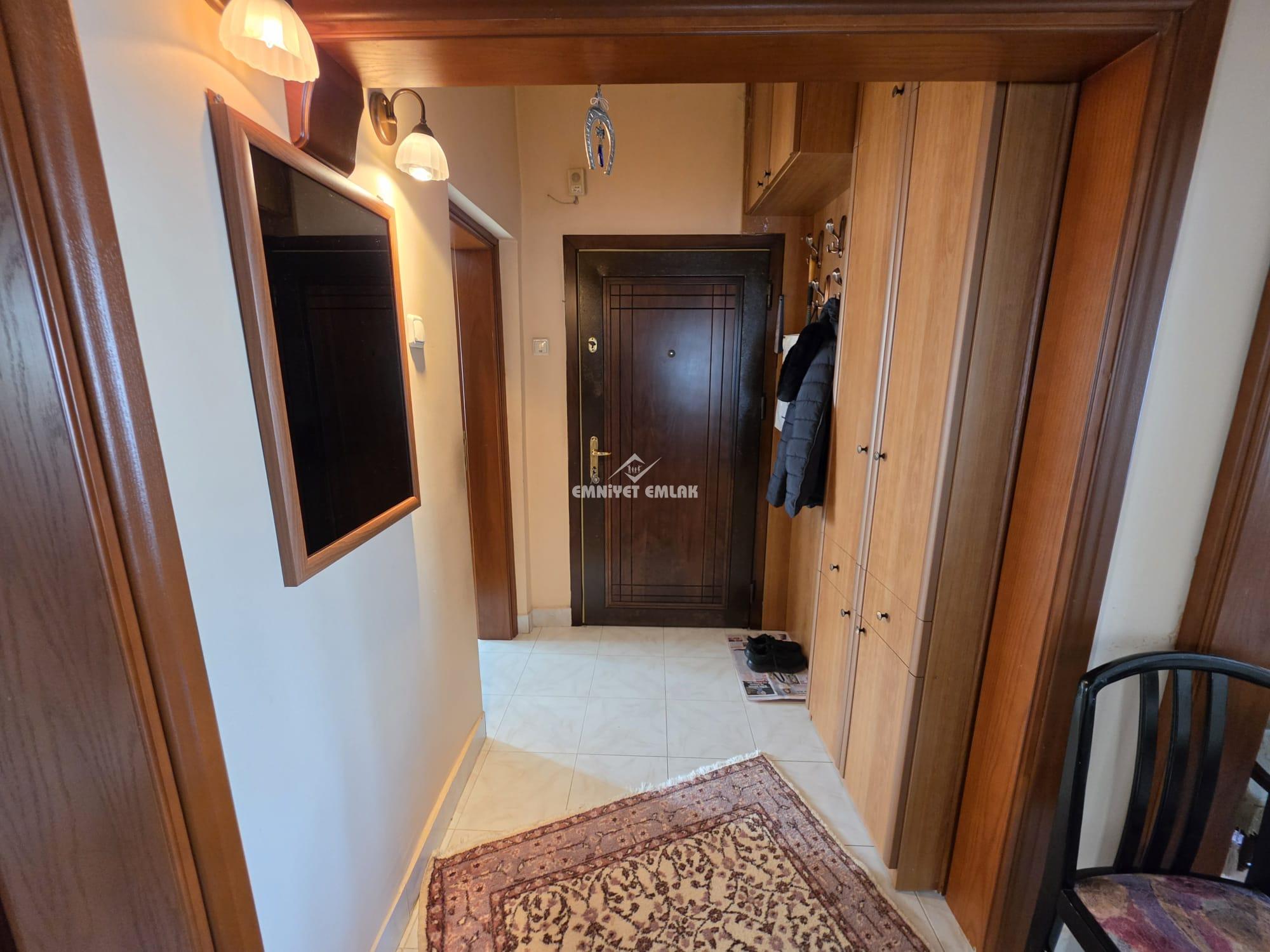 KDZ EREĞLİ  NİMET İLKÖĞRETİM OKULU MEVKİİ KANDİLLİ LOJMANLARINDA 2+1 SATILIK DAİRE