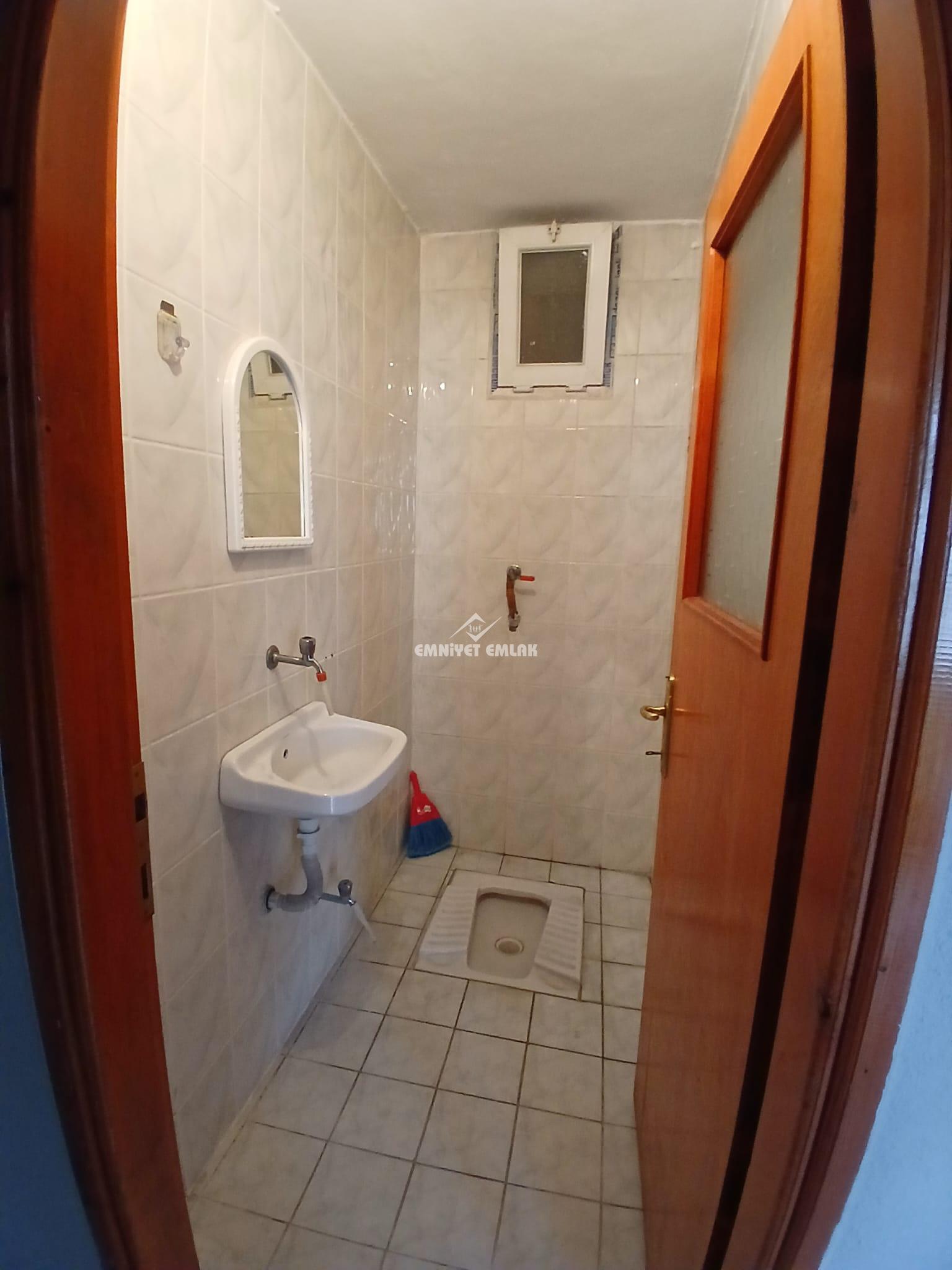 BEYÇAYIR SİTESİ ARA KAT 3+1 KİRALIK DAİRE