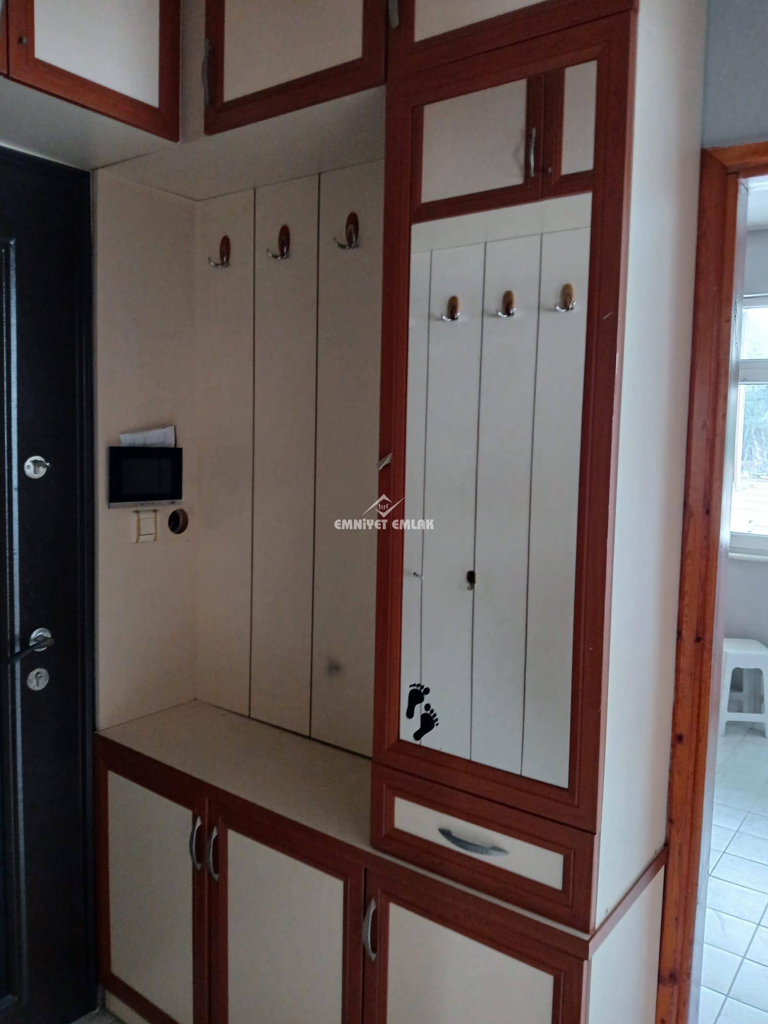 BEYÇAYIR SİTESİ ARA KAT 3+1 KİRALIK DAİRE