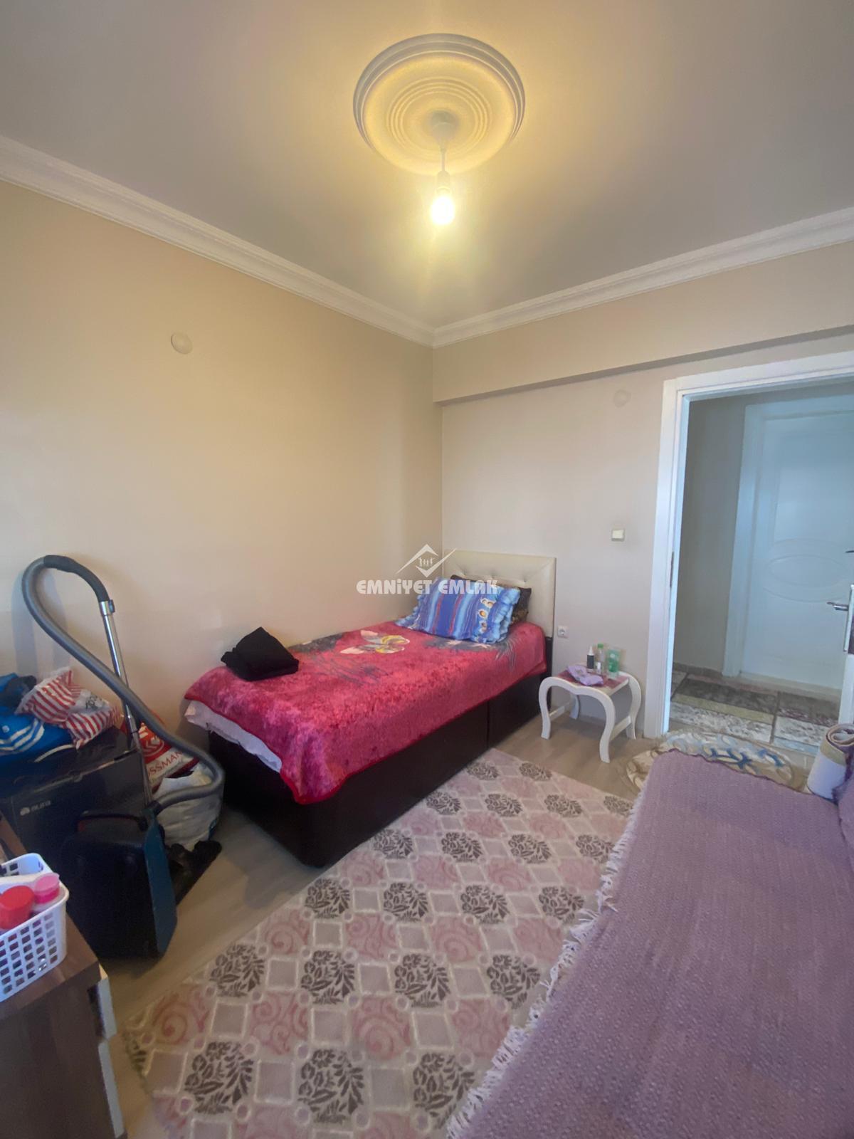 KDZ EREĞLİ BAĞLIK MAHALLESİ ORHANOĞUZ OKULU MEVKİİ 3+1 SATILIK DAİRE