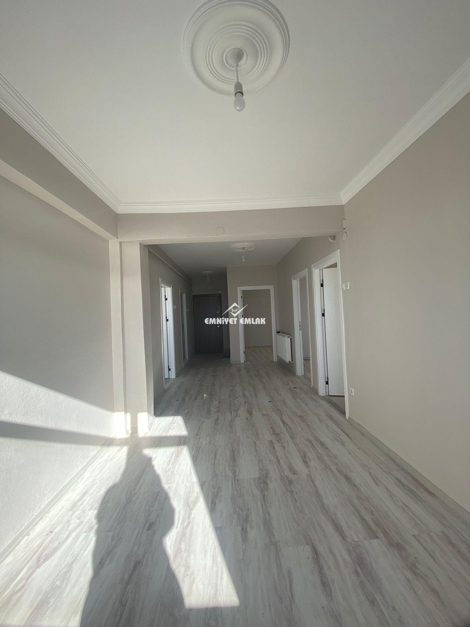 Kirmanlı’da Deniz Manzaralı, Merkezi Konumda 3+1 Kiralık Daire