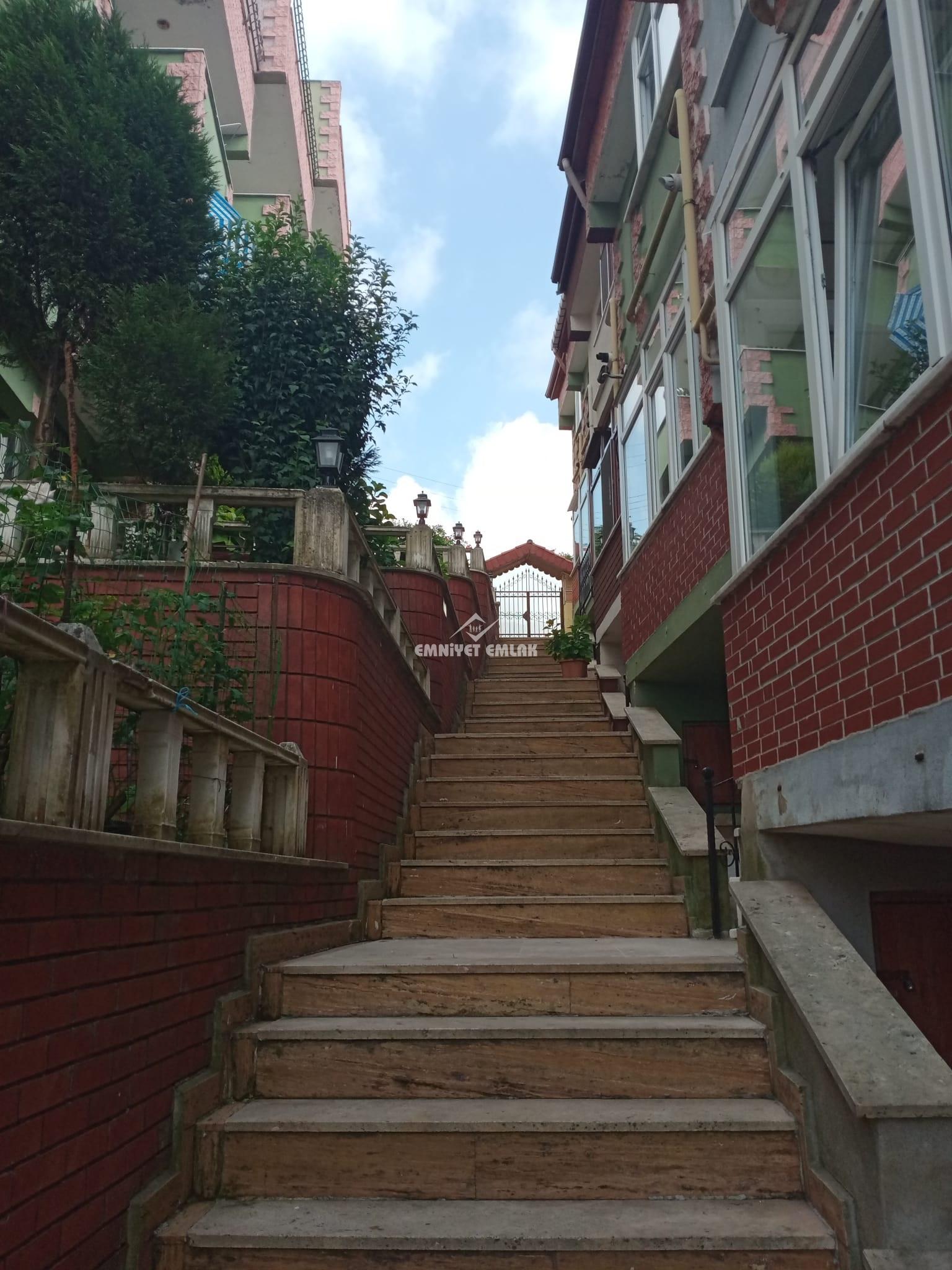 KDZ EREĞLİ ÇAVDARLI BÖLGESİNDE SATILIK 4+2 TRİPLEX VİLLA