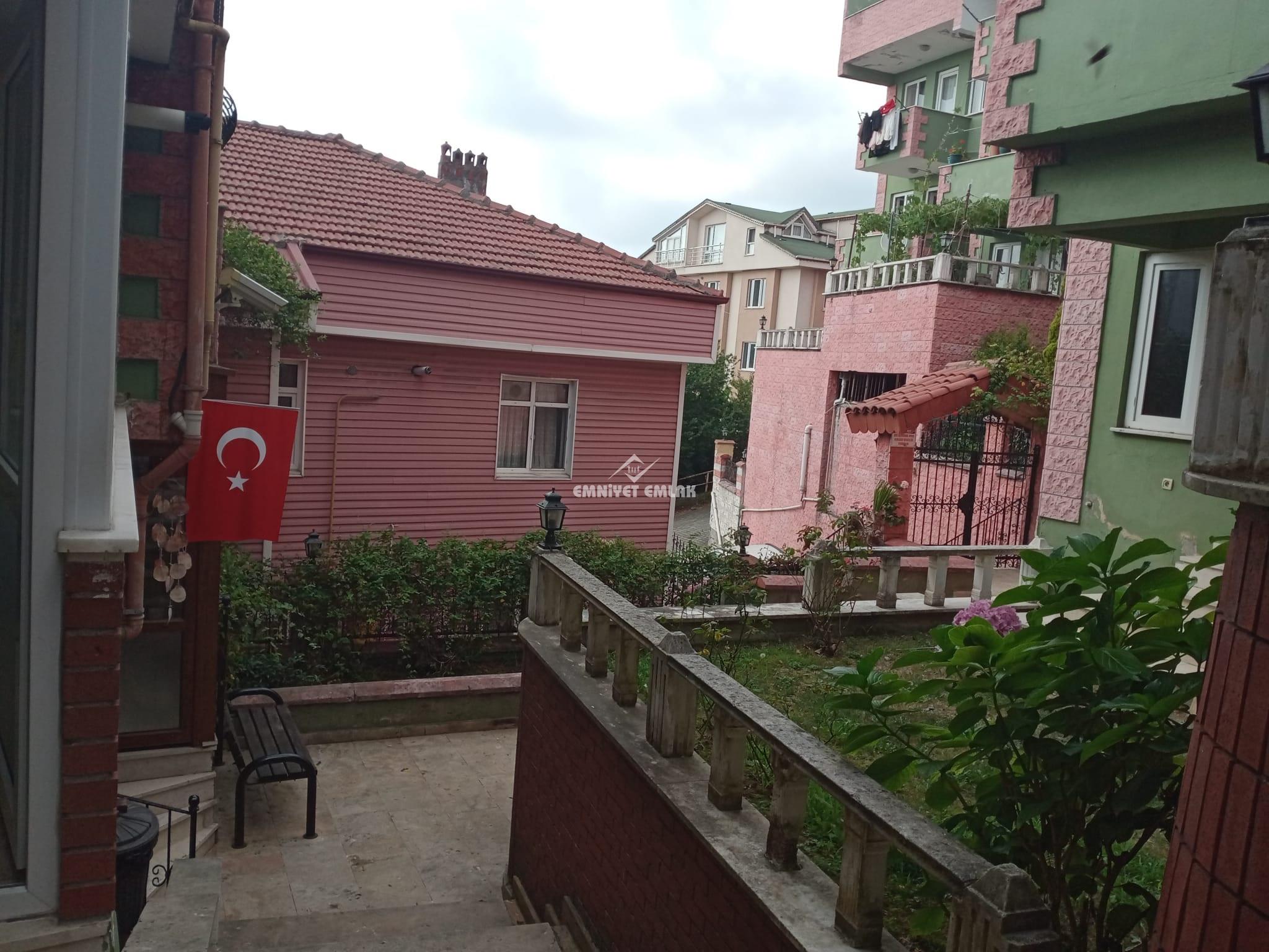 KDZ EREĞLİ ÇAVDARLI BÖLGESİNDE SATILIK 4+2 TRİPLEX VİLLA