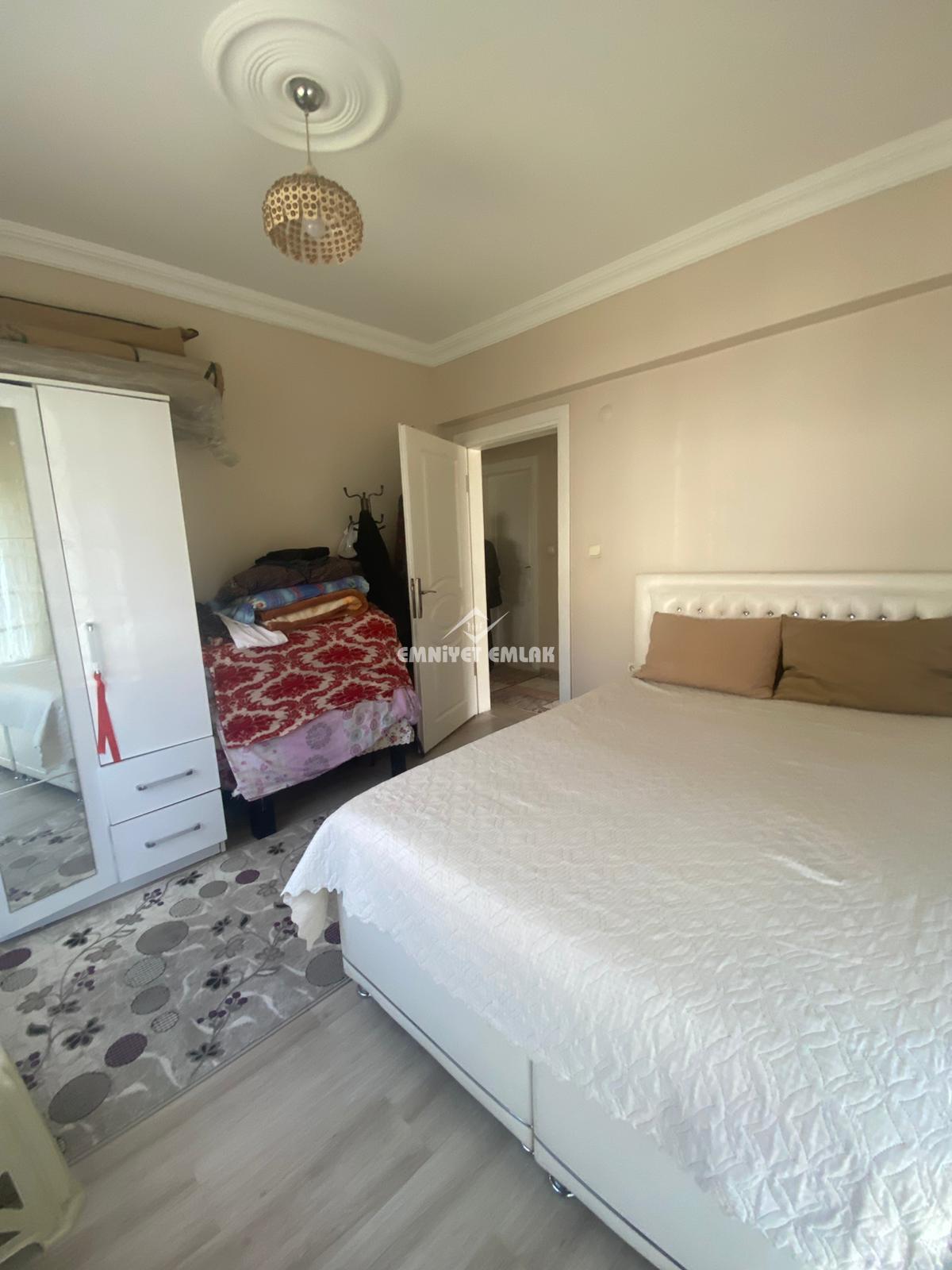 KDZ EREĞLİ BAĞLIK MAHALLESİ ORHANOĞUZ OKULU MEVKİİ 3+1 SATILIK DAİRE