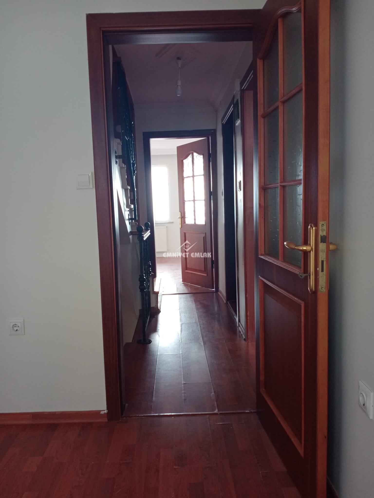 KDZ EREĞLİ ÇAVDARLI BÖLGESİNDE SATILIK 4+2 TRİPLEX VİLLA