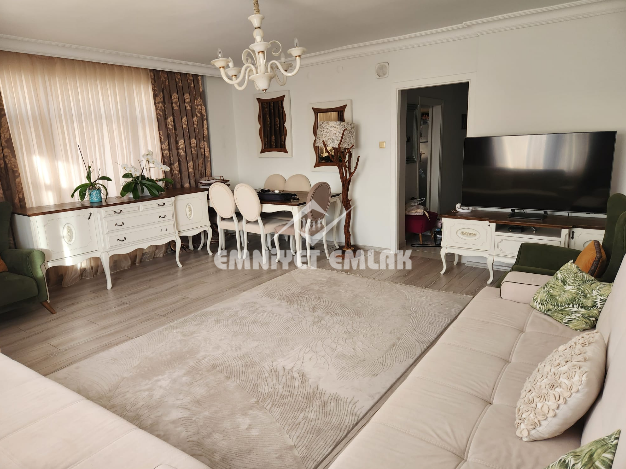 Kdz. Ereğli Merkezi Konumda, Geniş ve Kullanışlı 3+1 Daire