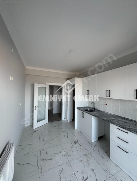 Adak Panorama’da Sıfır, Deniz Manzaralı 3+1 Kiralık Daire