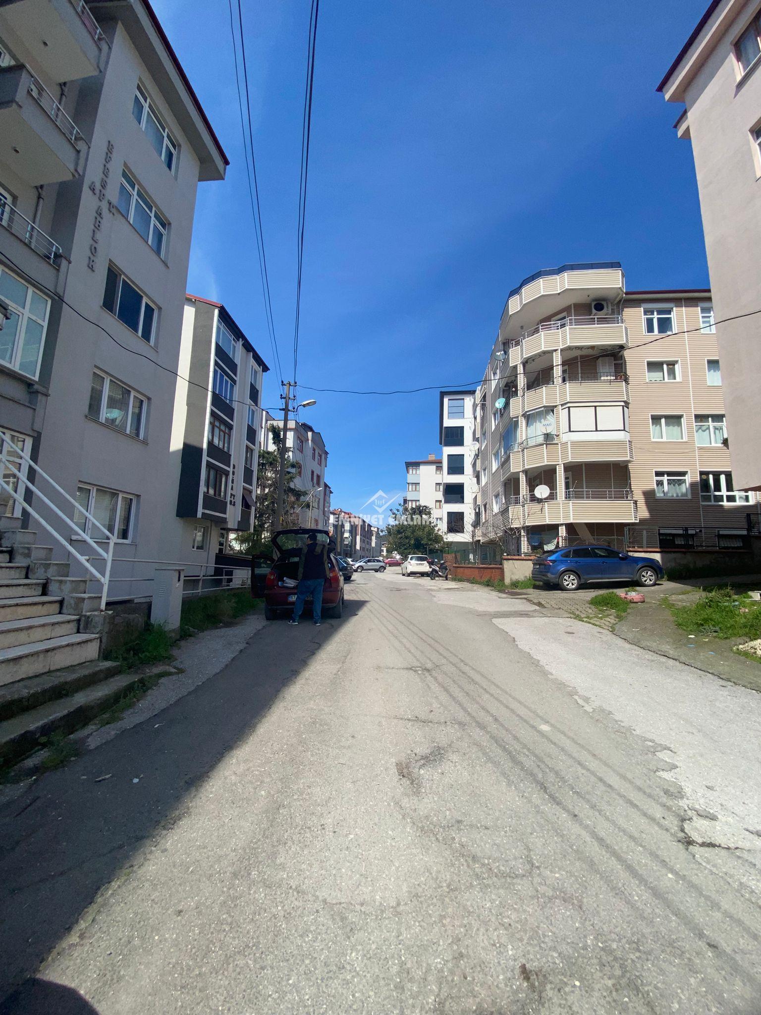 Kadıtarlası Bölgesi İhsan Yılmaz İlkokulu Yanı Eşyalı / İsteğe Göre Eşyasız Kiralık Daire