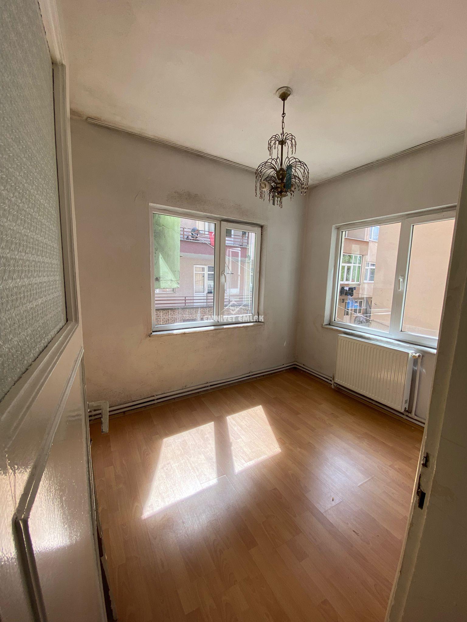 KAVAKLIK MAHALLESİNDE KİRALIK 2+1 DAİRE