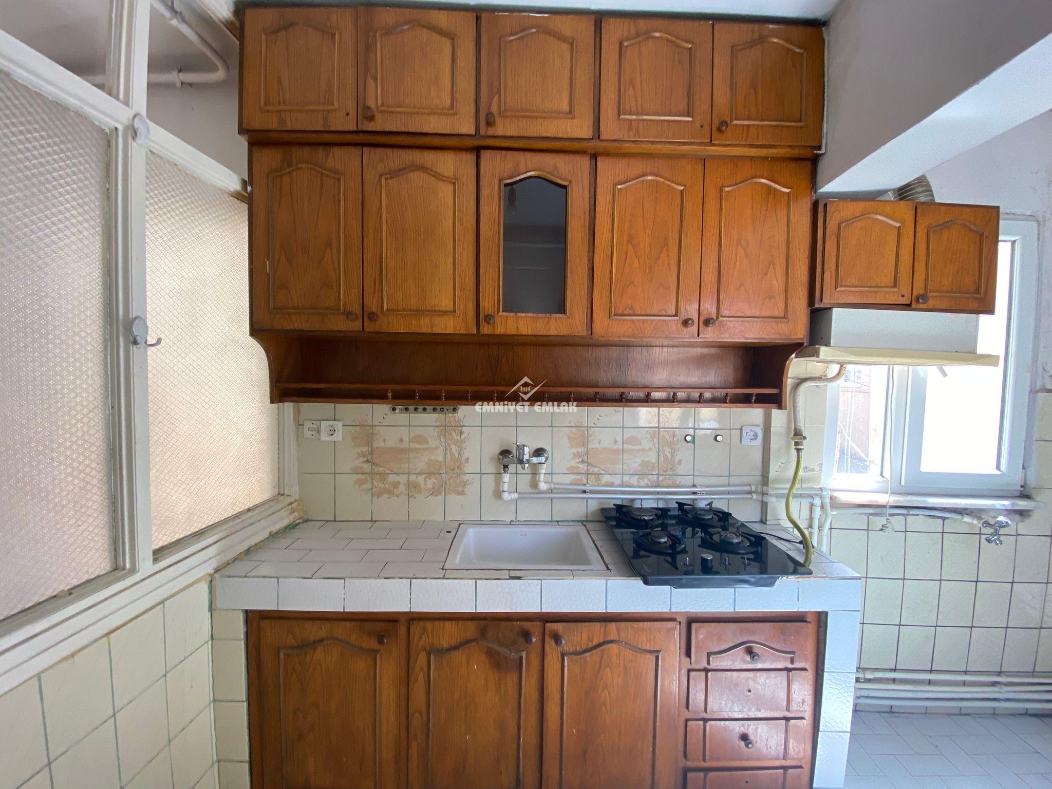 KAVAKLIK MAHALLESİNDE KİRALIK 2+1 DAİRE