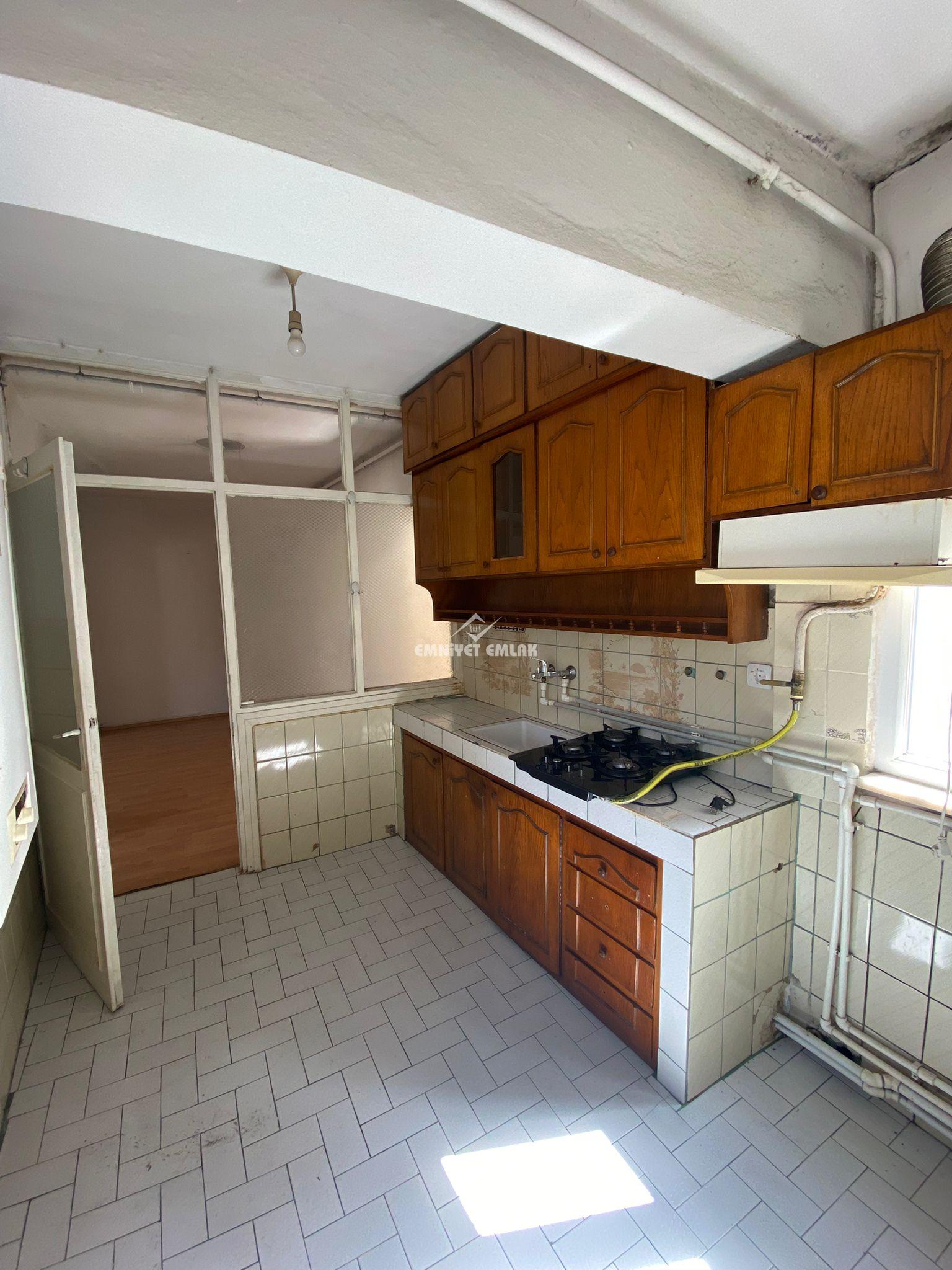 KAVAKLIK MAHALLESİNDE KİRALIK 2+1 DAİRE