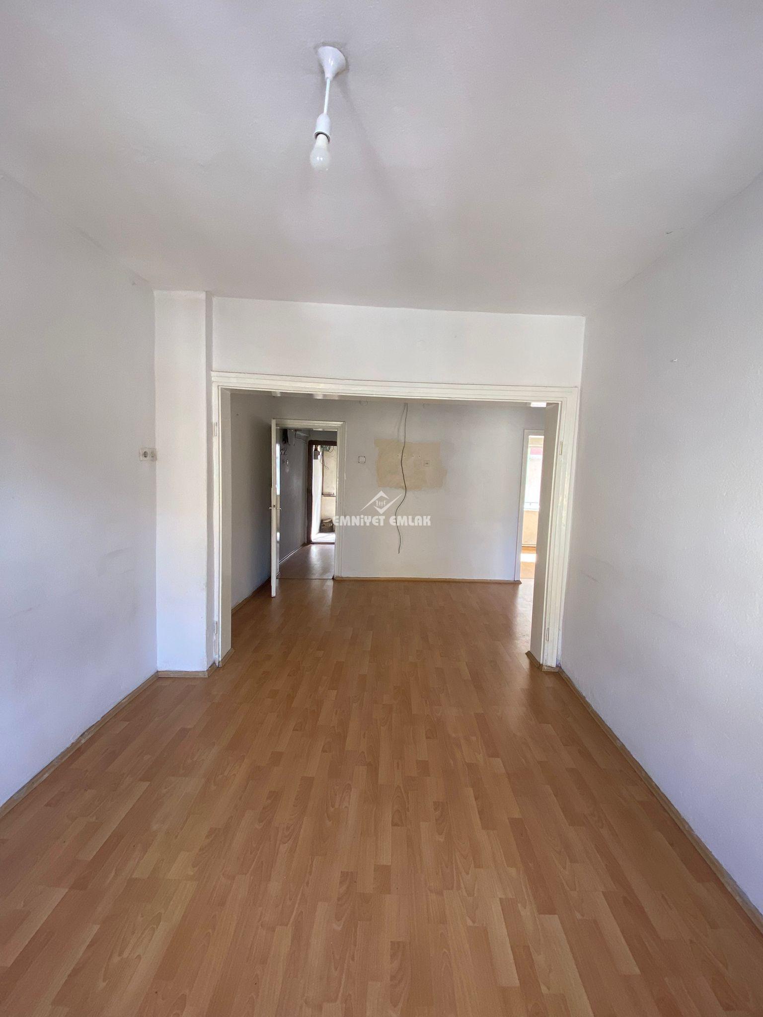 KAVAKLIK MAHALLESİNDE KİRALIK 2+1 DAİRE