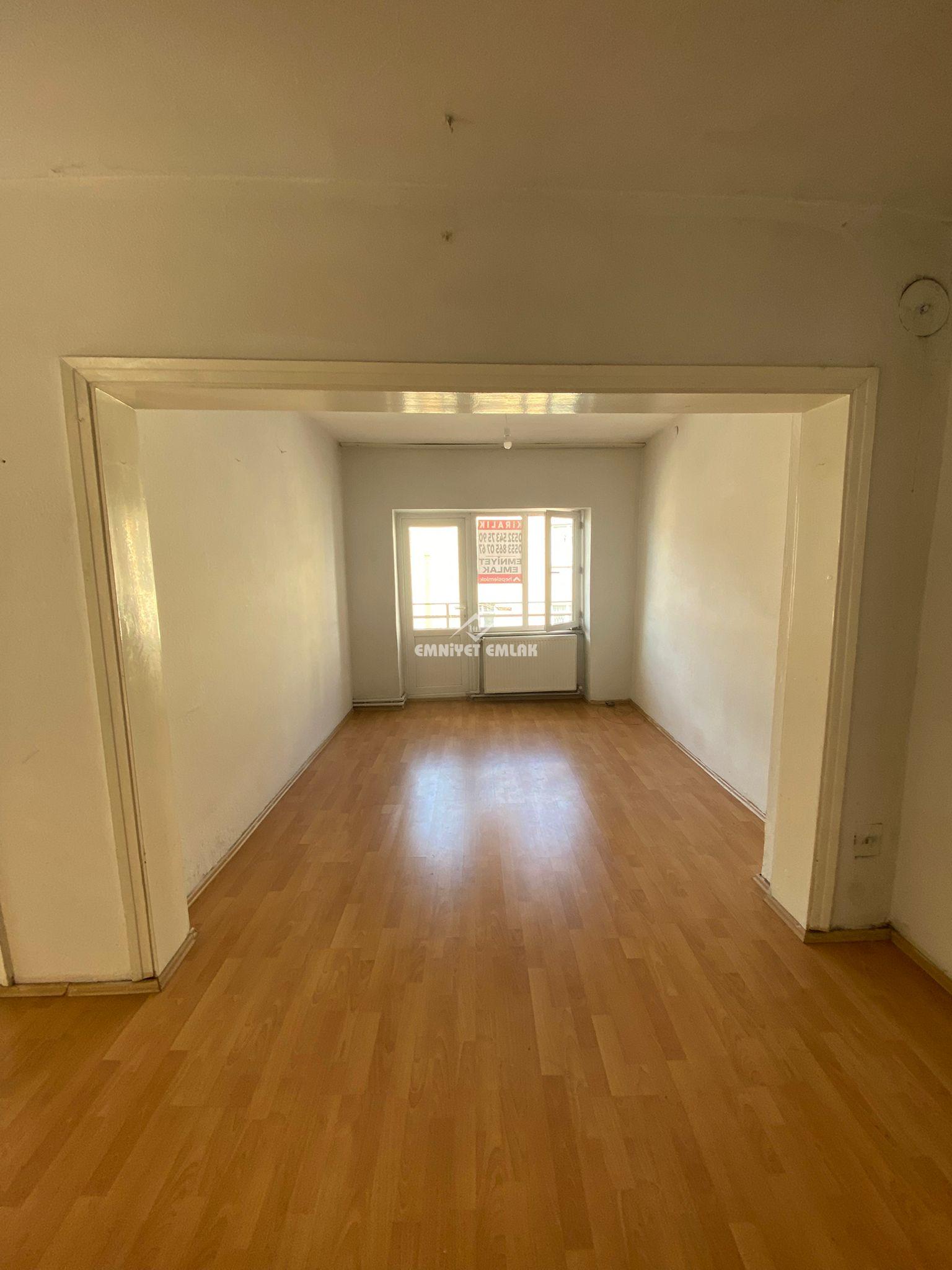 KAVAKLIK MAHALLESİNDE KİRALIK 2+1 DAİRE