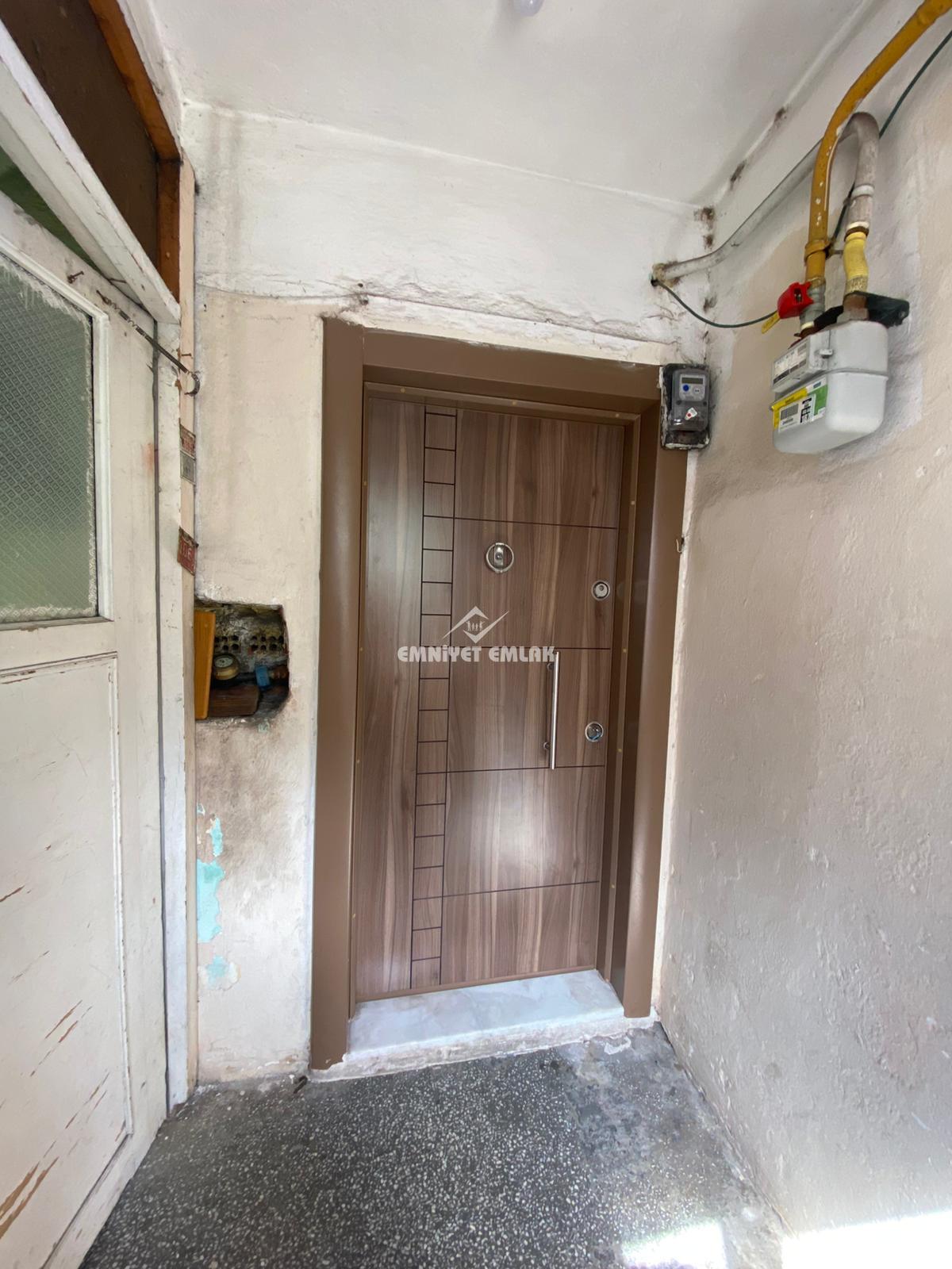 KAVAKLIK MAHALLESİNDE KİRALIK 2+1 DAİRE