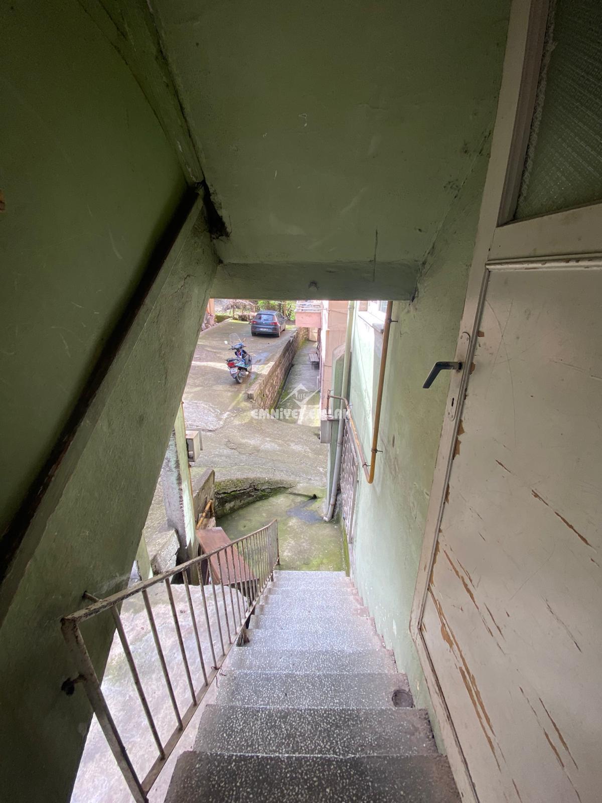 KAVAKLIK MAHALLESİNDE KİRALIK 2+1 DAİRE