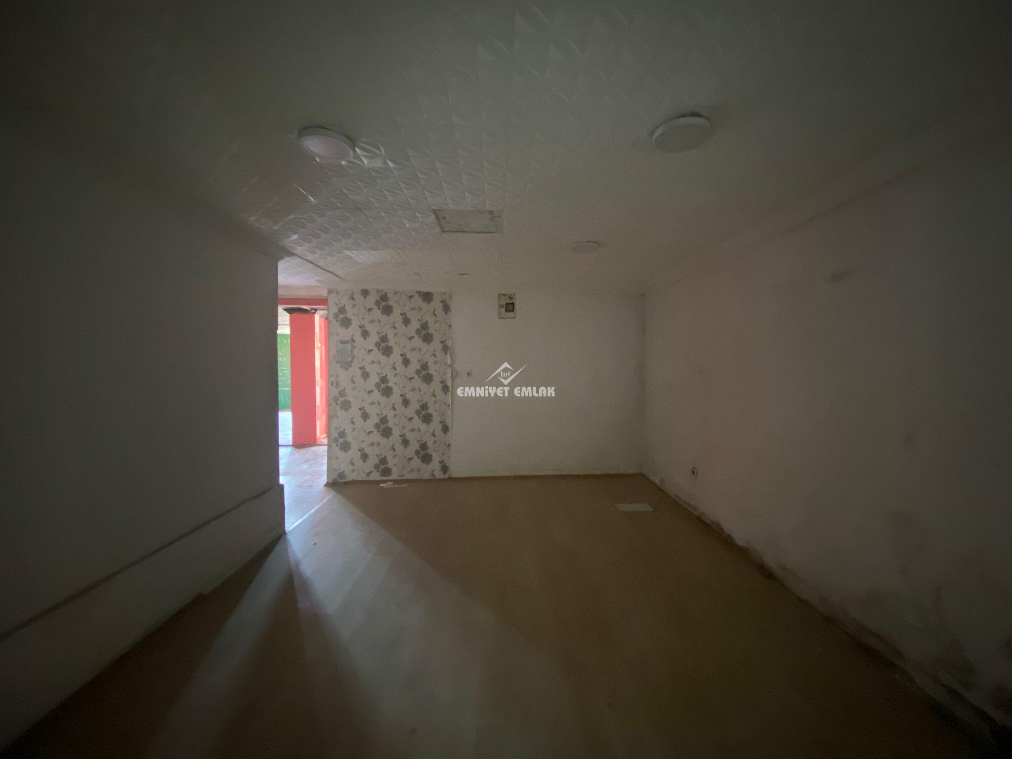 EREĞLİ ÇARŞI MERKEZDE 150 m² KİRALIK PRESTİJLİ DÜKKAN