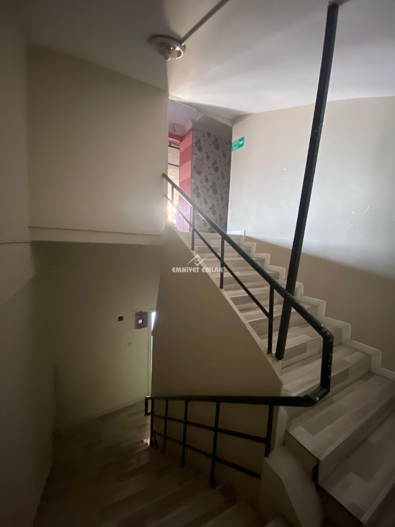 EREĞLİ ÇARŞI MERKEZDE 150 m² KİRALIK PRESTİJLİ DÜKKAN