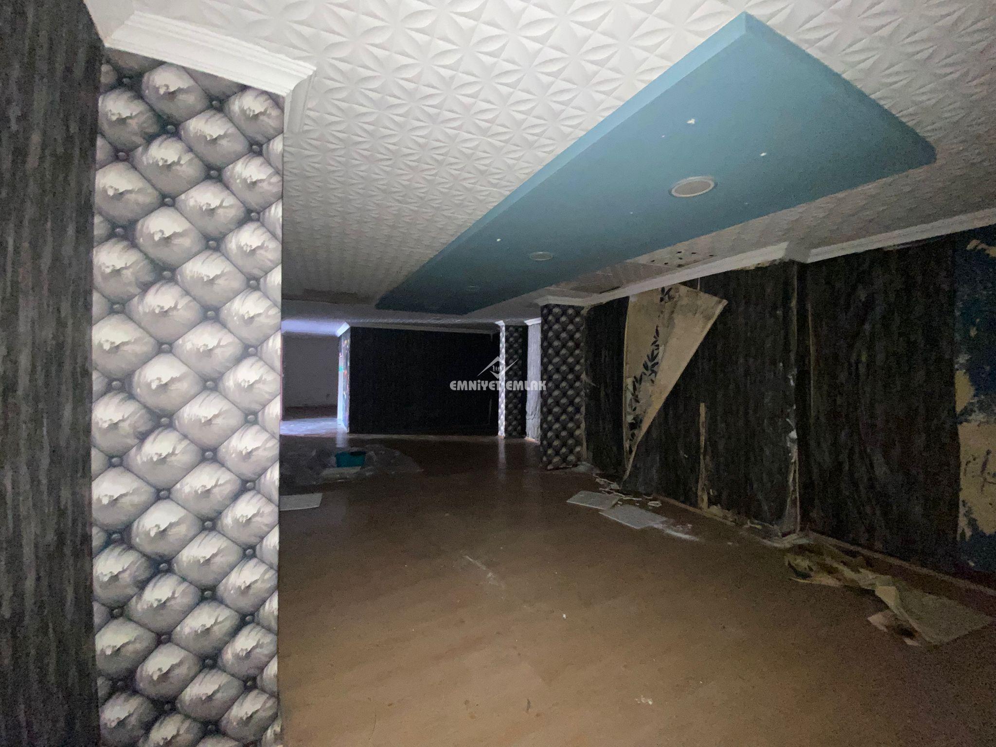 EREĞLİ ÇARŞI MERKEZDE 150 m² KİRALIK PRESTİJLİ DÜKKAN