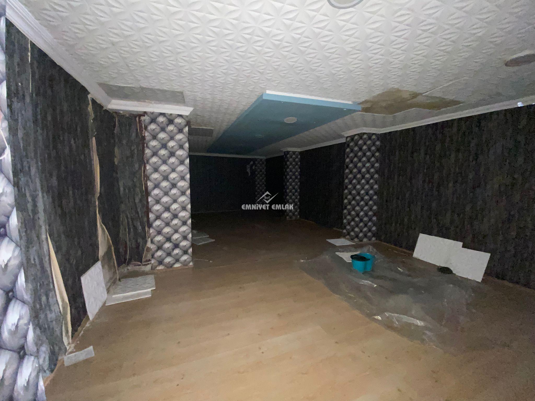 EREĞLİ ÇARŞI MERKEZDE 150 m² KİRALIK PRESTİJLİ DÜKKAN