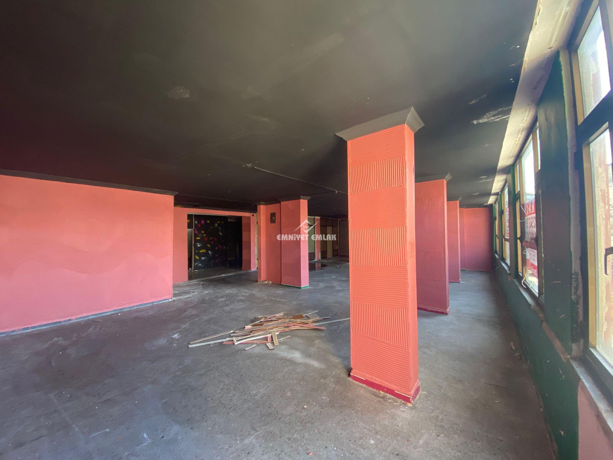 EREĞLİ ÇARŞI MERKEZDE 150 m² KİRALIK PRESTİJLİ DÜKKAN