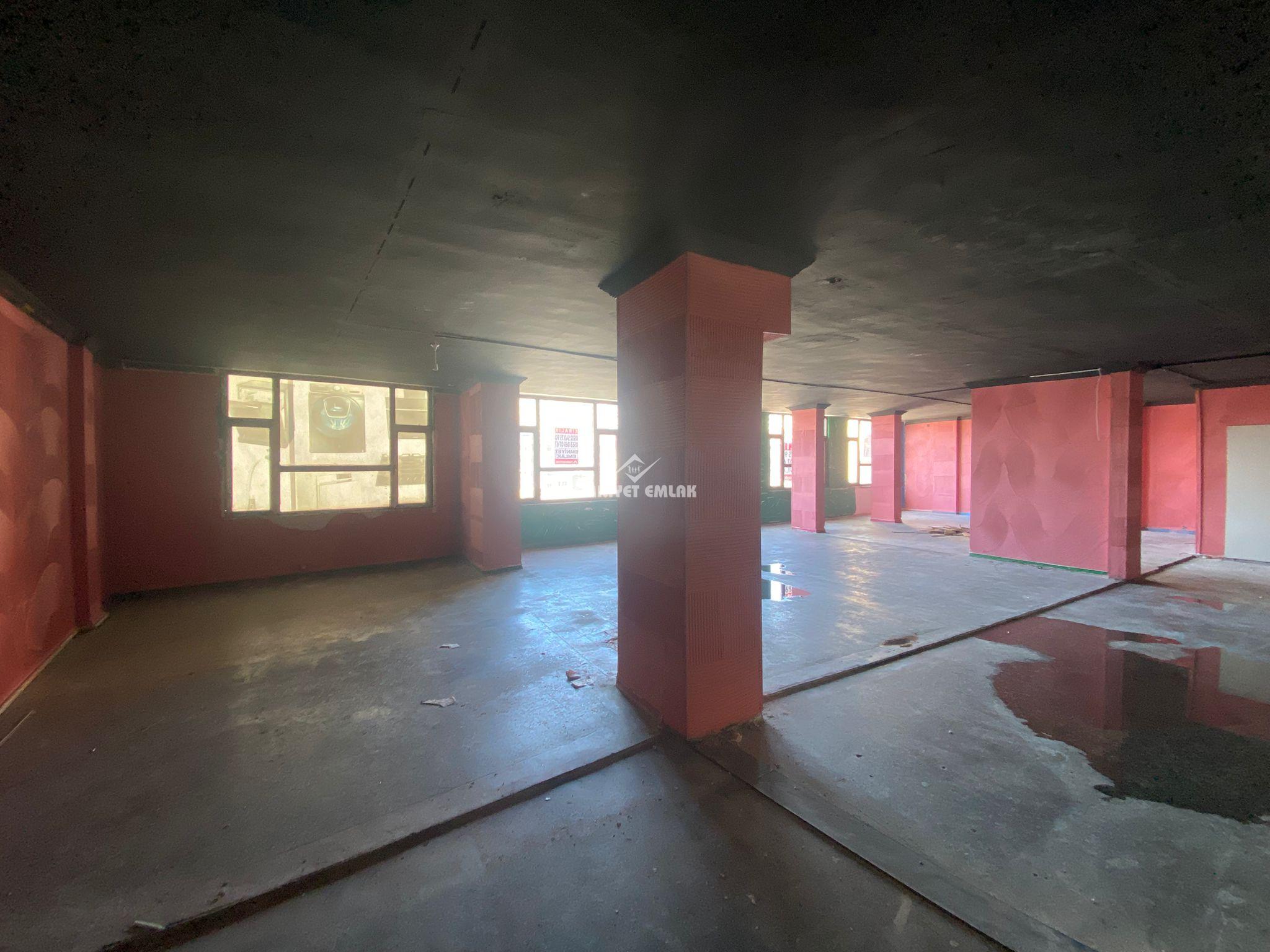 EREĞLİ ÇARŞI MERKEZDE 150 m² KİRALIK PRESTİJLİ DÜKKAN