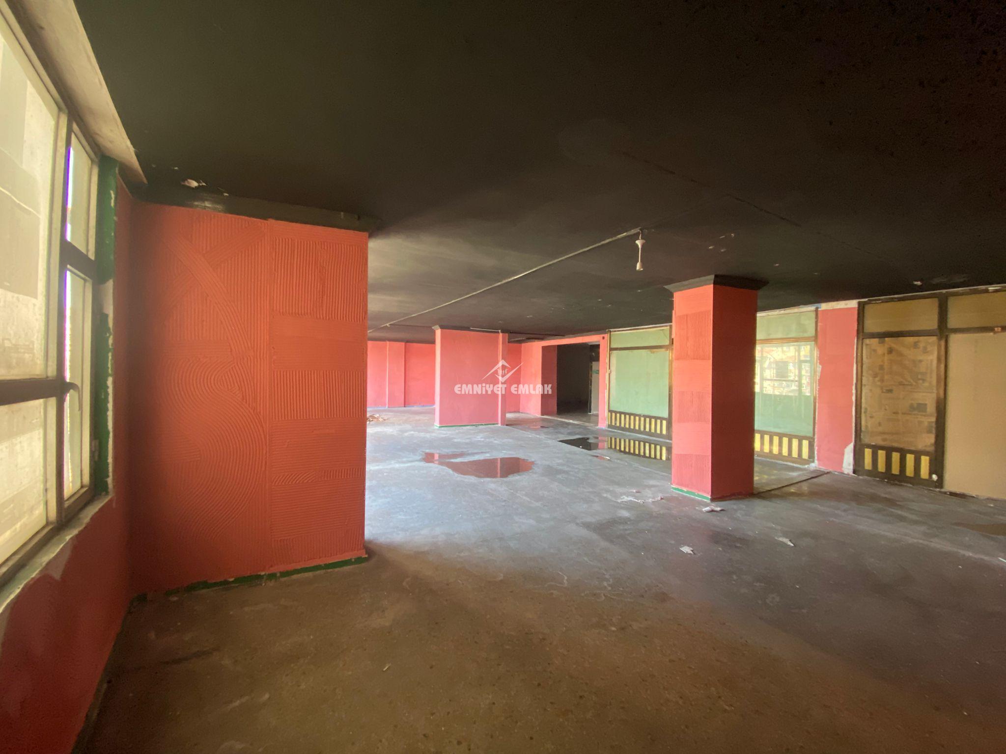 EREĞLİ ÇARŞI MERKEZDE 150 m² KİRALIK PRESTİJLİ DÜKKAN