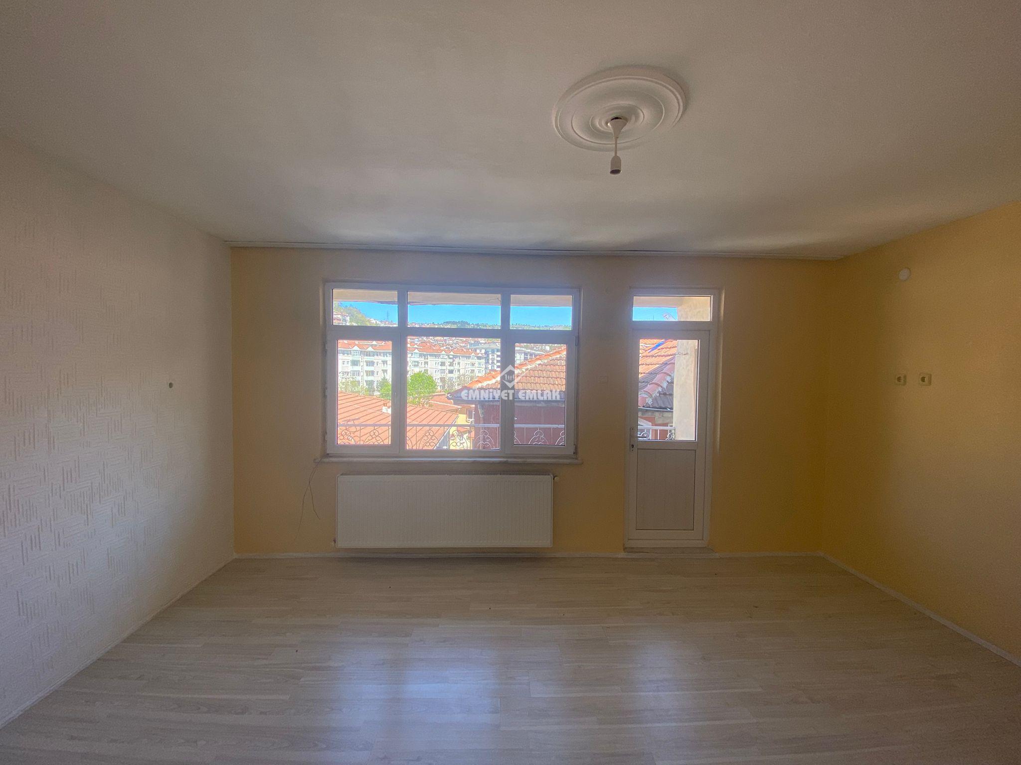 ÇARŞI MERKEZDE! BELEDİYE KARŞISI 2+1 KİRALIK DAİRE