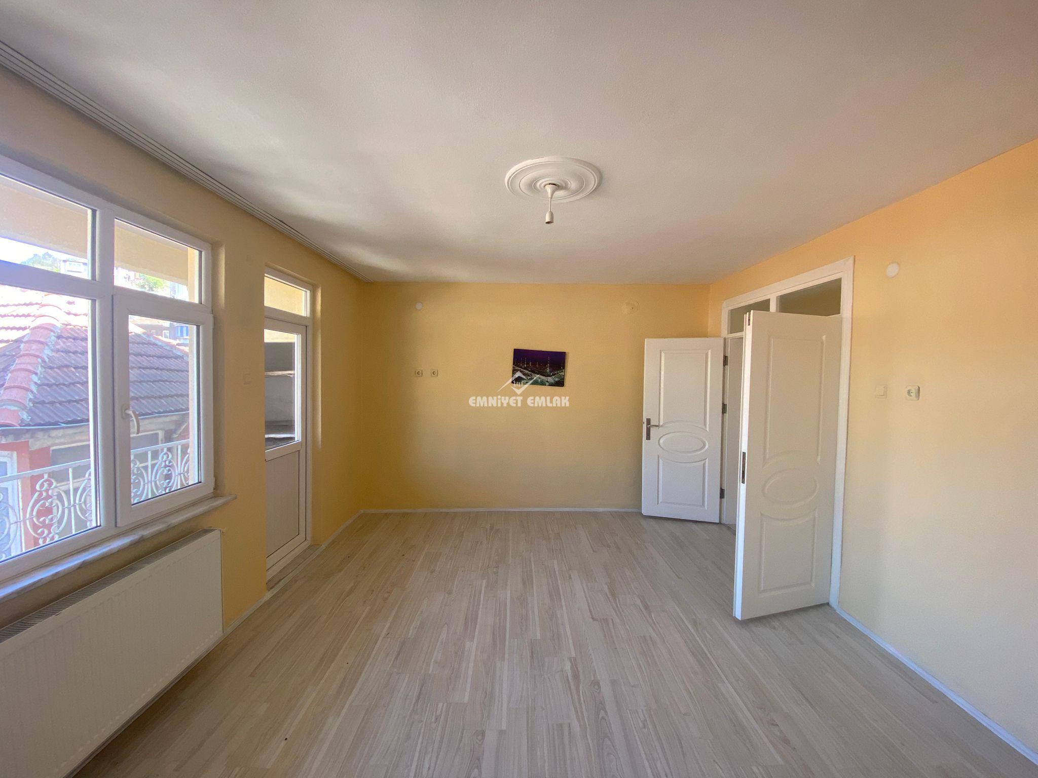 ÇARŞI MERKEZDE! BELEDİYE KARŞISI 2+1 KİRALIK DAİRE