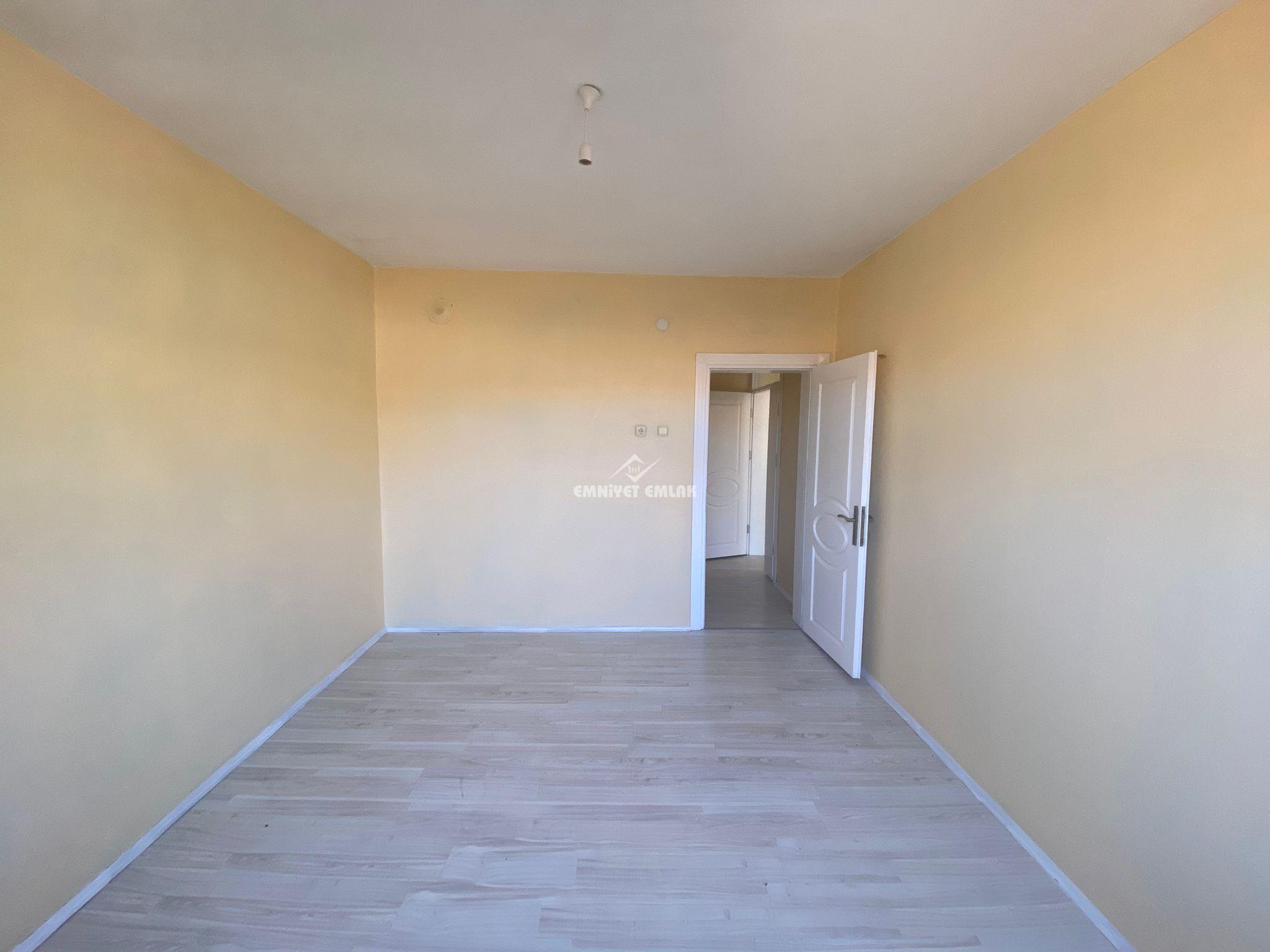 ÇARŞI MERKEZDE! BELEDİYE KARŞISI 2+1 KİRALIK DAİRE