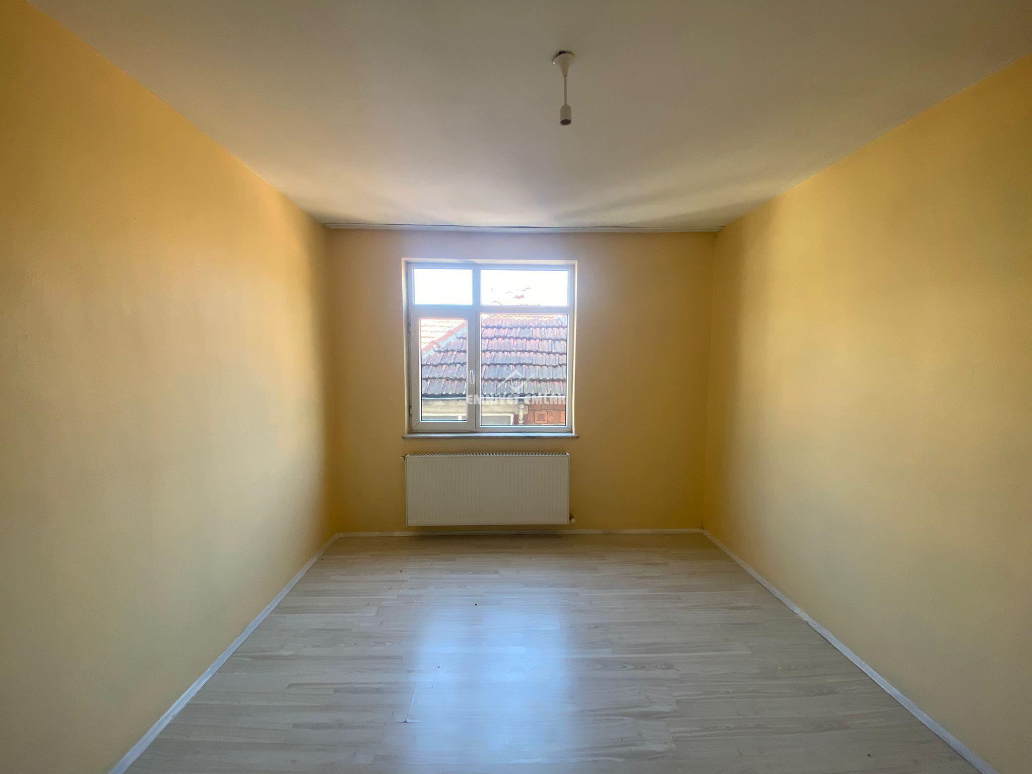 ÇARŞI MERKEZDE! BELEDİYE KARŞISI 2+1 KİRALIK DAİRE