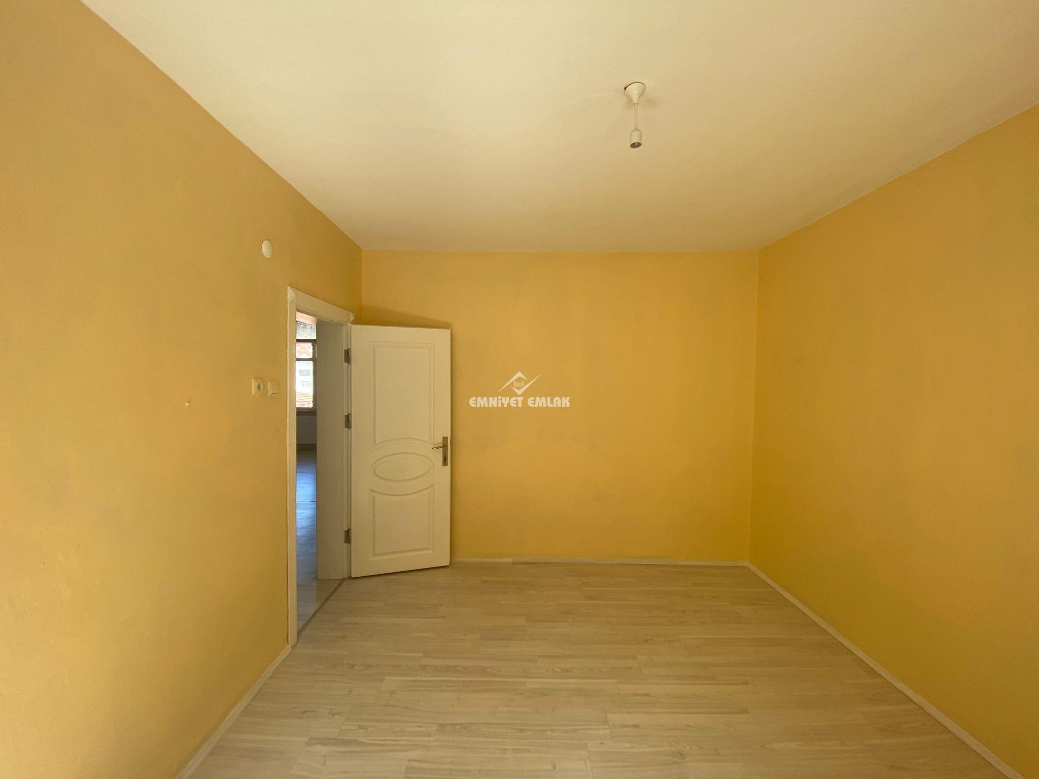 ÇARŞI MERKEZDE! BELEDİYE KARŞISI 2+1 KİRALIK DAİRE