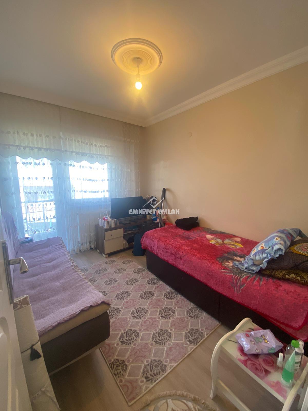 KDZ EREĞLİ BAĞLIK MAHALLESİ ORHANOĞUZ OKULU MEVKİİ 3+1 SATILIK DAİRE