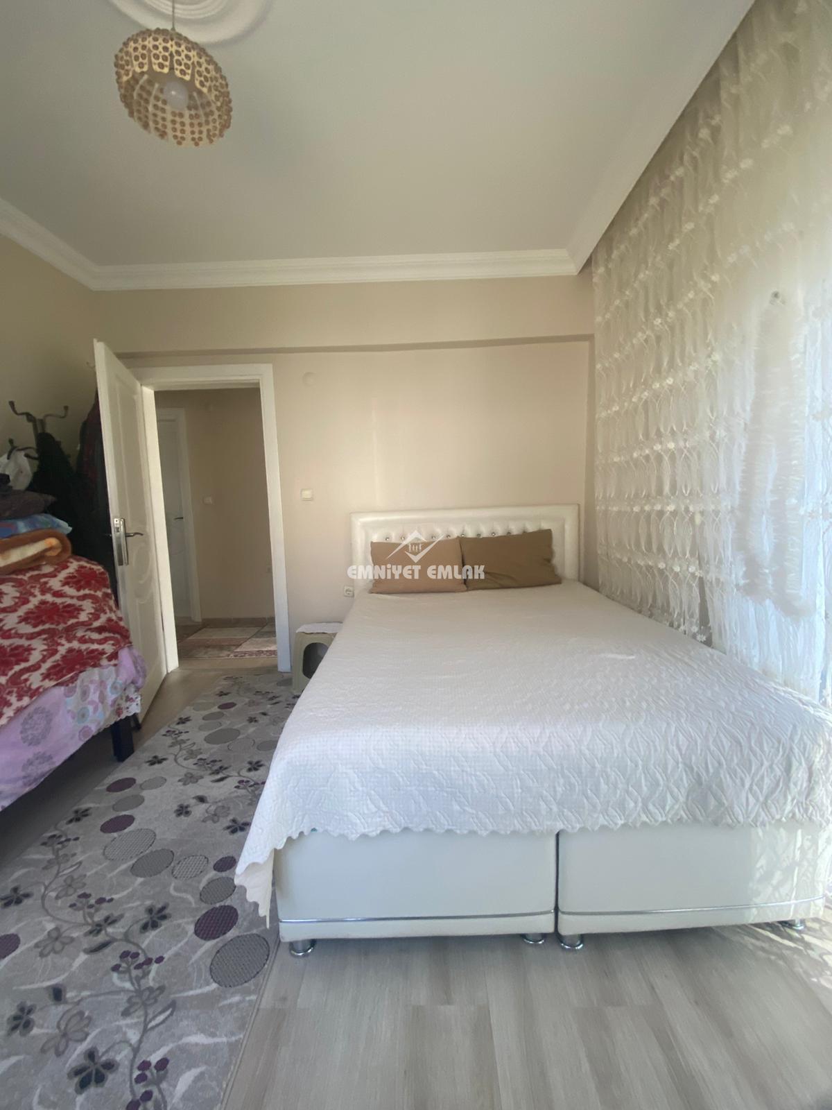 KDZ EREĞLİ BAĞLIK MAHALLESİ ORHANOĞUZ OKULU MEVKİİ 3+1 SATILIK DAİRE