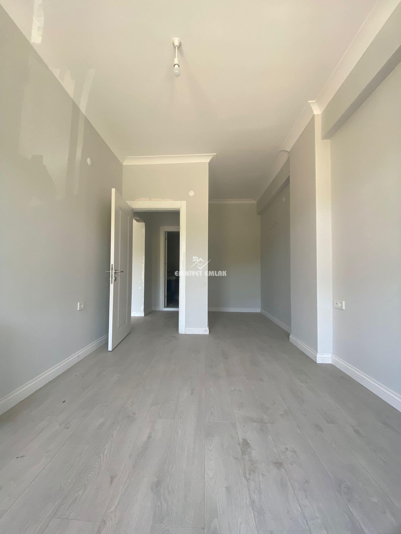 KDZ EREĞLİ KEMER ANAYOL ÜZERİNDE HAVUZLU 1+1 SATILIK SIFIR DAİRE