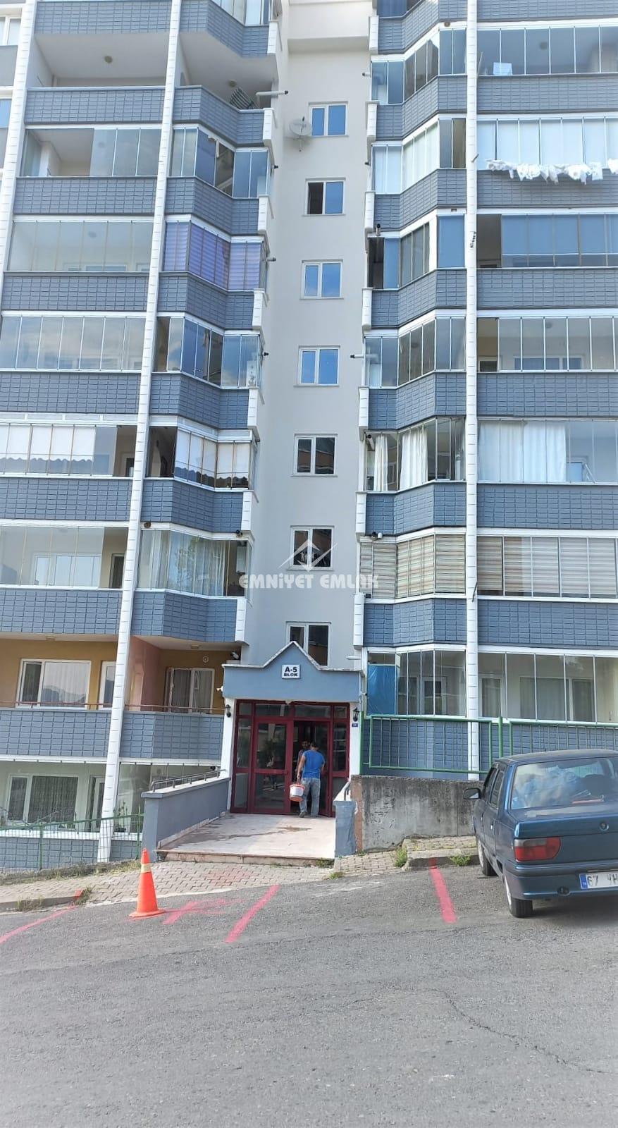 KDZ EREĞLİ ÖMERLİ KAYNARCA KONUTLARINDA 3+1 SATILIK FIRSAT DAİRE