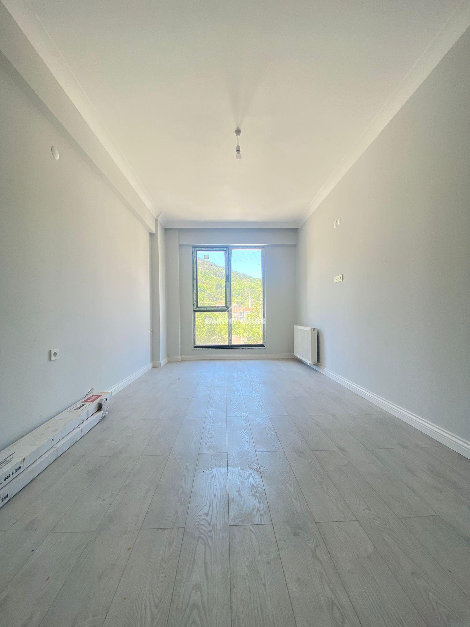 KDZ EREĞLİ KEMER ANAYOL ÜZERİNDE HAVUZLU 2+1 SATILIK SIFIR DAİRE