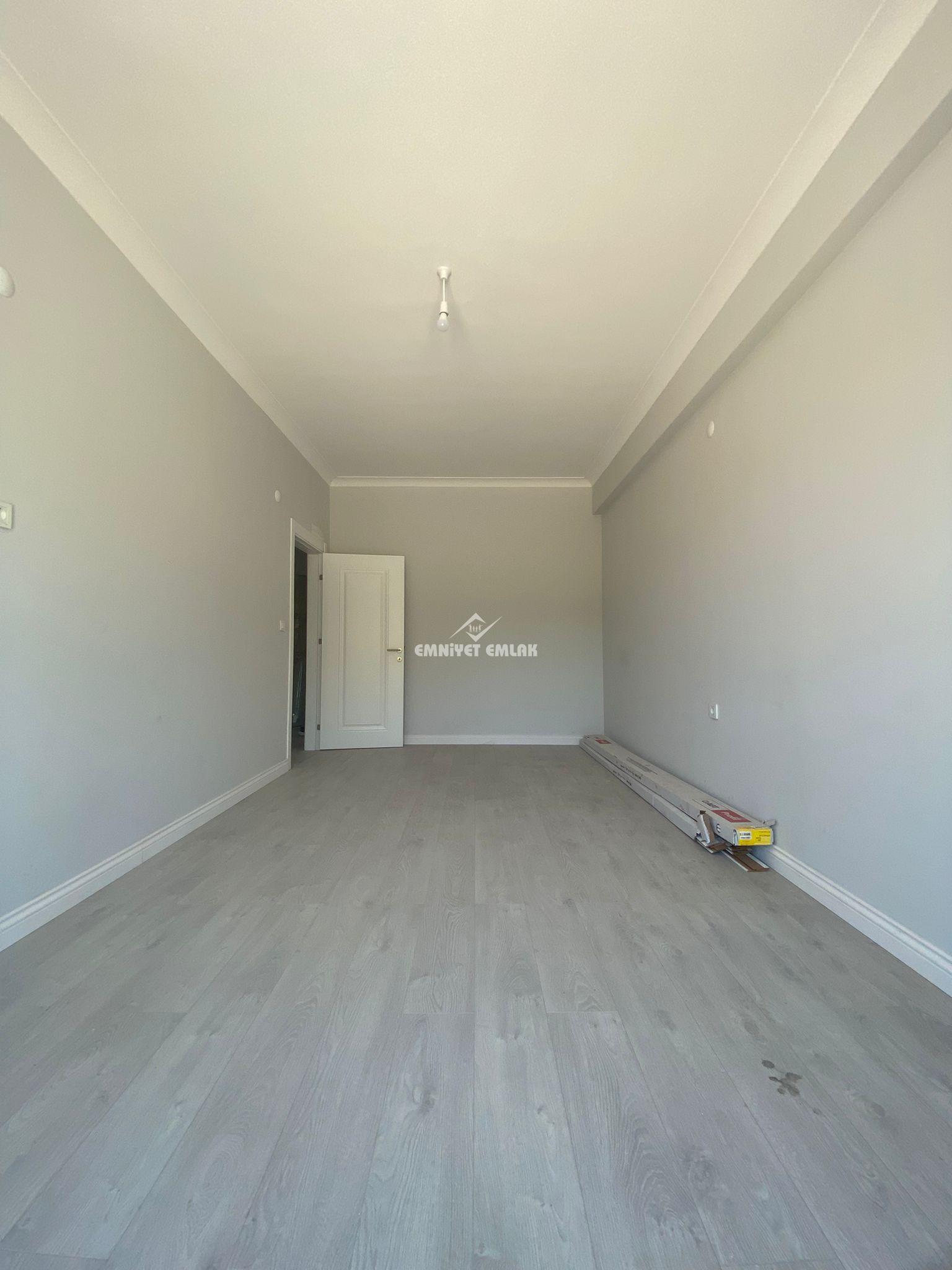 KDZ EREĞLİ KEMER ANAYOL ÜZERİNDE HAVUZLU 2+1 SATILIK SIFIR DAİRE