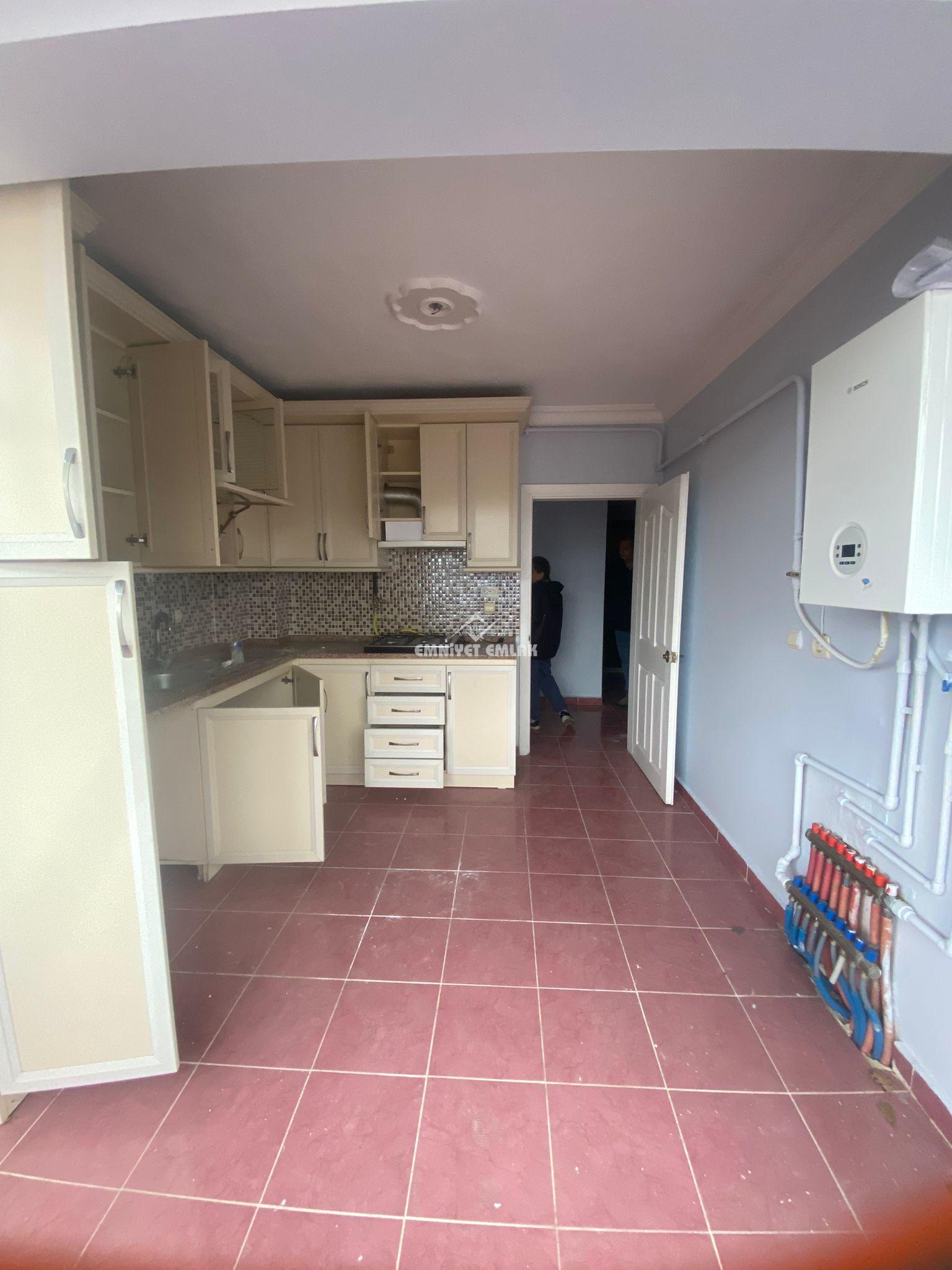 KDZ EREĞLİ HATİP SOKAK’TA 3+1 SATILIK FIRSAT DAİRE