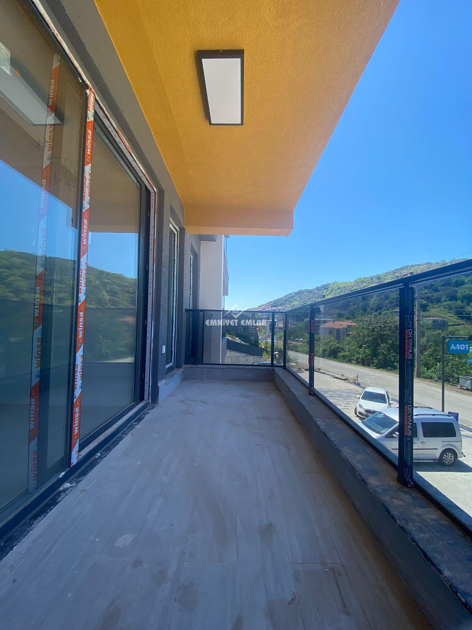 KDZ EREĞLİ KEMER ANAYOL ÜZERİNDE HAVUZLU 1+1 SATILIK SIFIR DAİRE