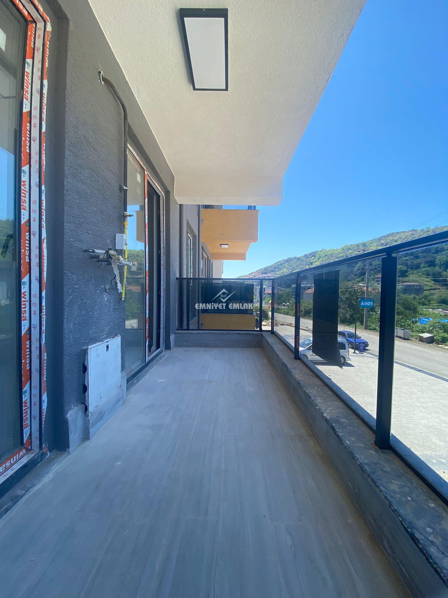 KDZ EREĞLİ KEMER ANAYOL ÜZERİNDE HAVUZLU 2+1 SATILIK SIFIR DAİRE