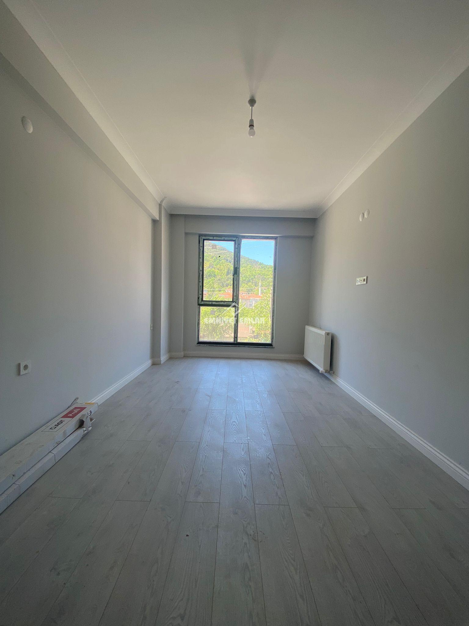 KDZ EREĞLİ KEMER ANAYOL ÜZERİNDE HAVUZLU 2+1 SATILIK SIFIR DAİRE