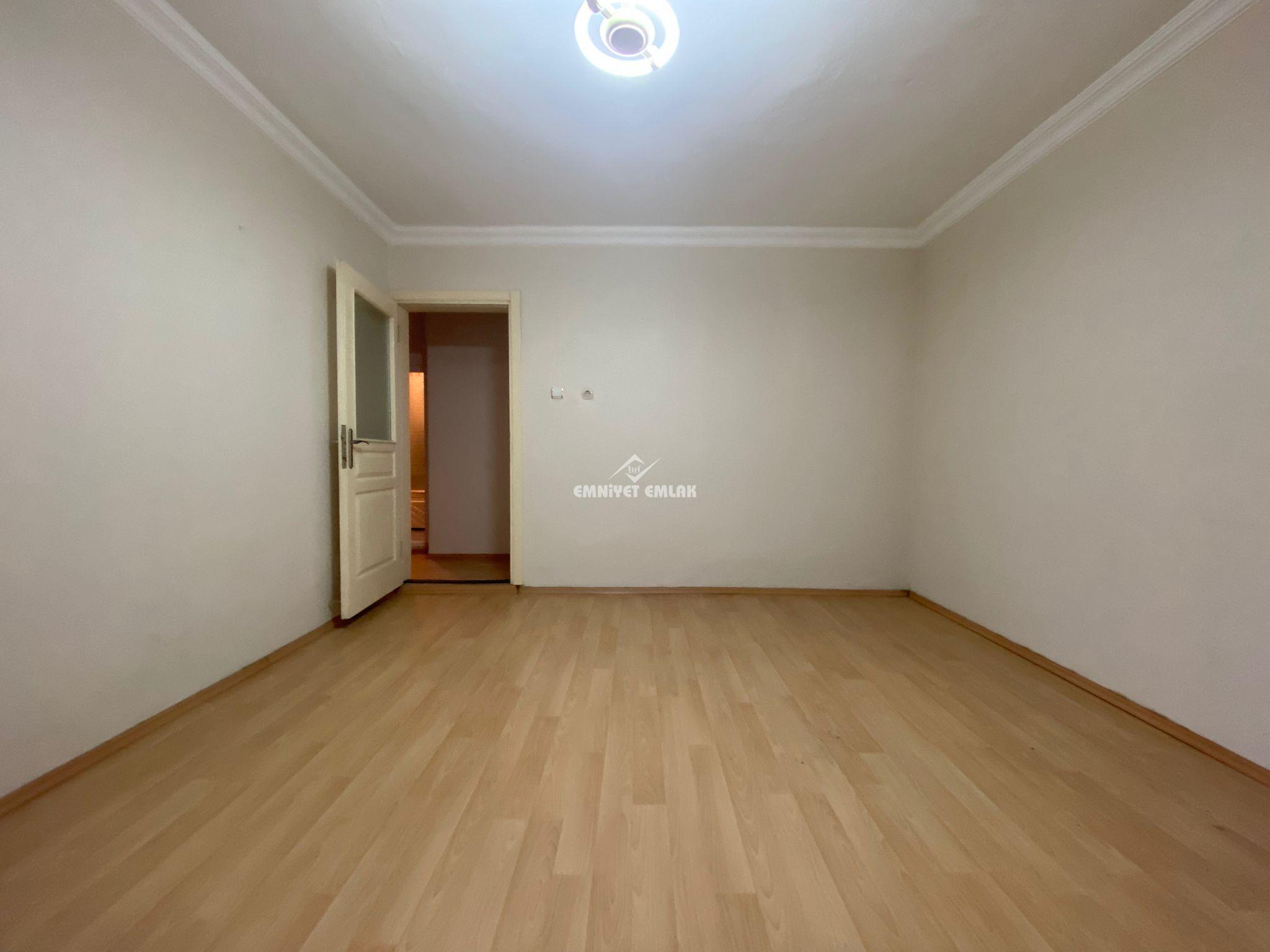 Kdz. Ereğli Karga Mahallesinde Çarşıya Yakın 3+1 Kiralık Daire